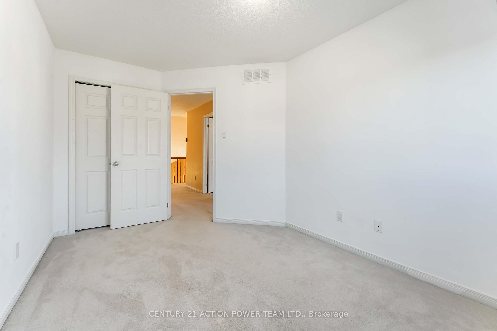 Photo 19 of 123 Gatestone Private, Ottawa, Beacon Hill South — HOMEH
