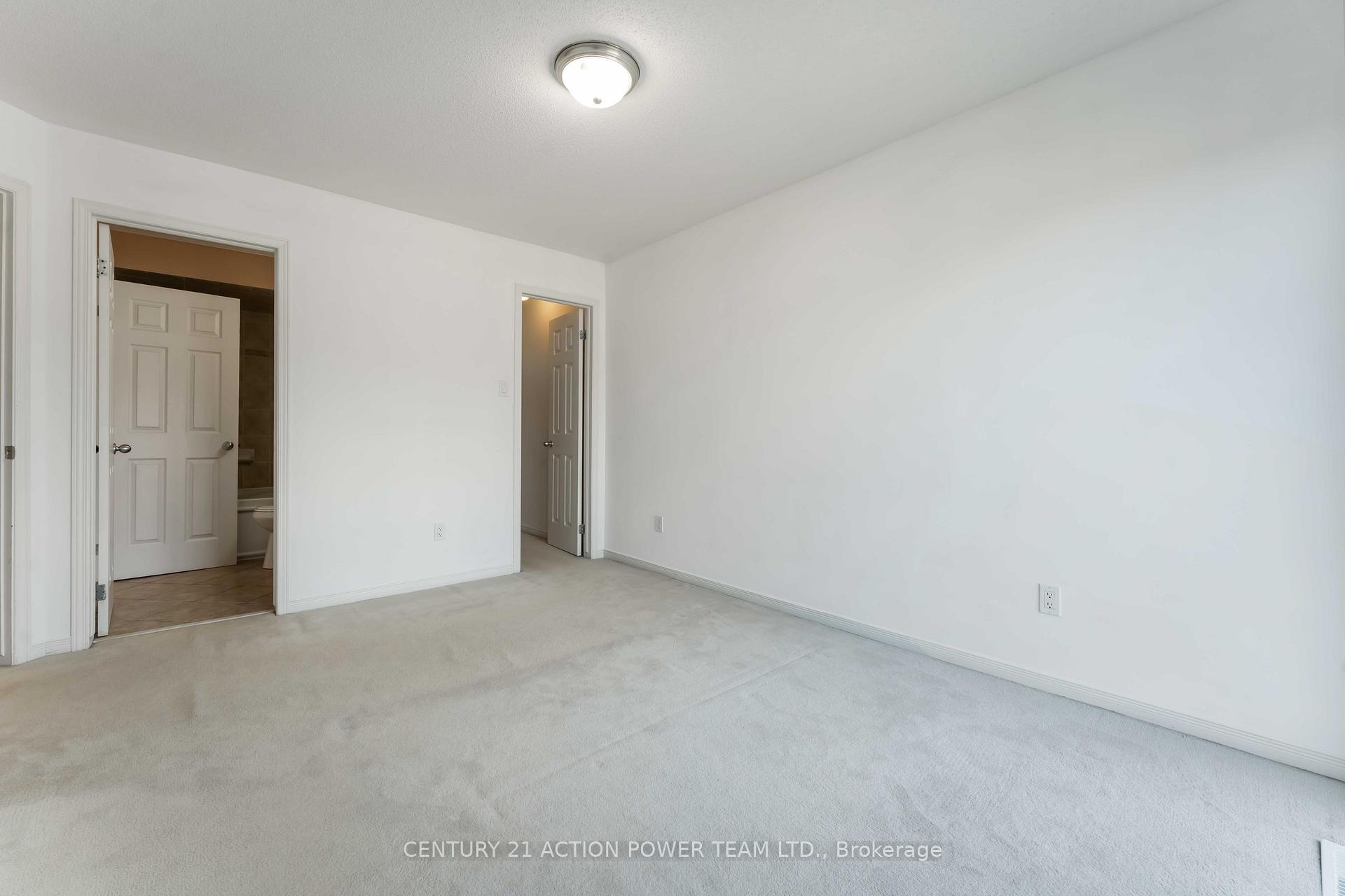 Photo 23 of 123 Gatestone Private, Ottawa, Beacon Hill South — HOMEH