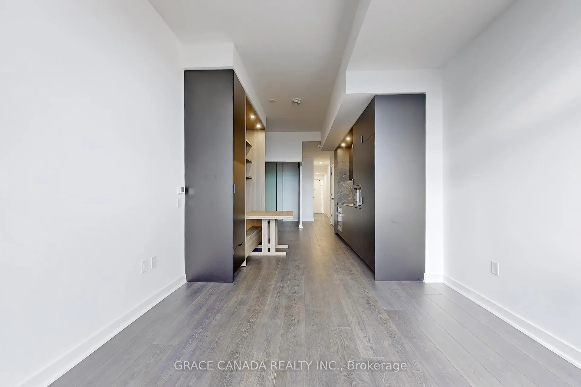 Photo 9 of Unit 5004, 55 Charles Street E, Toronto, Church-Yonge Corridor — HOMEH