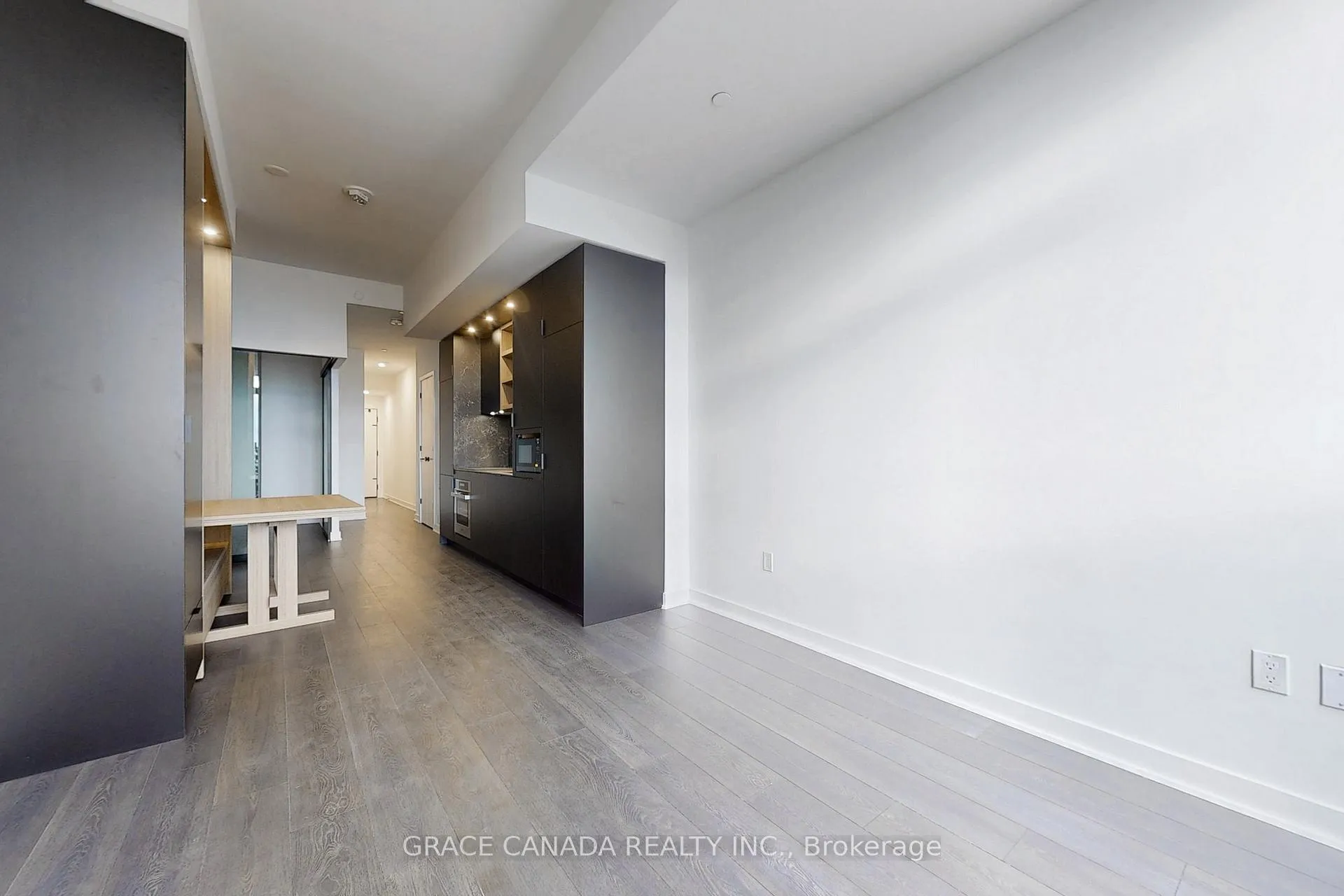 Photo 10 of Unit 5004, 55 Charles Street E, Toronto, Church-Yonge Corridor — HOMEH