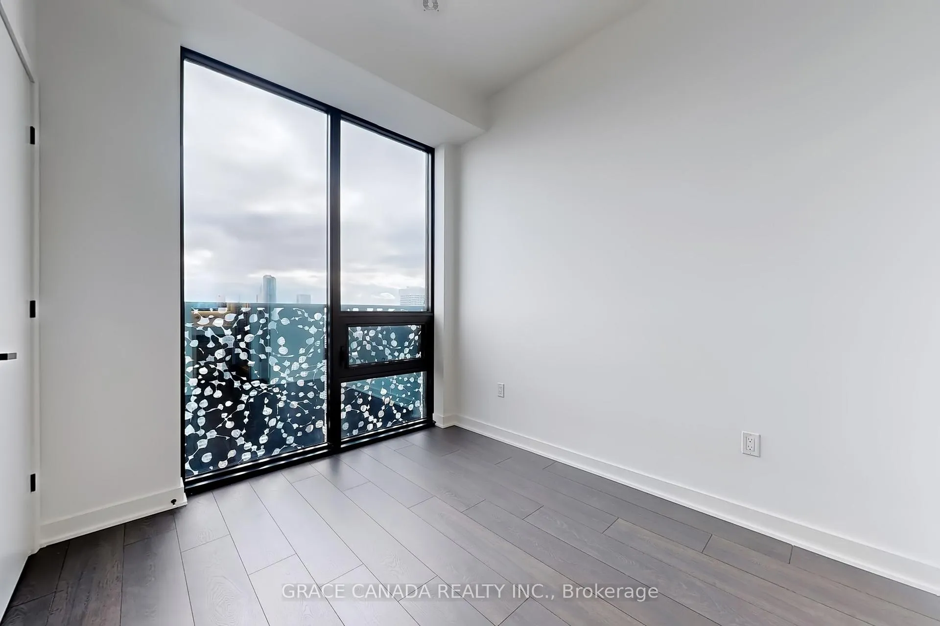 Photo 18 of Unit 5004, 55 Charles Street E, Toronto, Church-Yonge Corridor — HOMEH