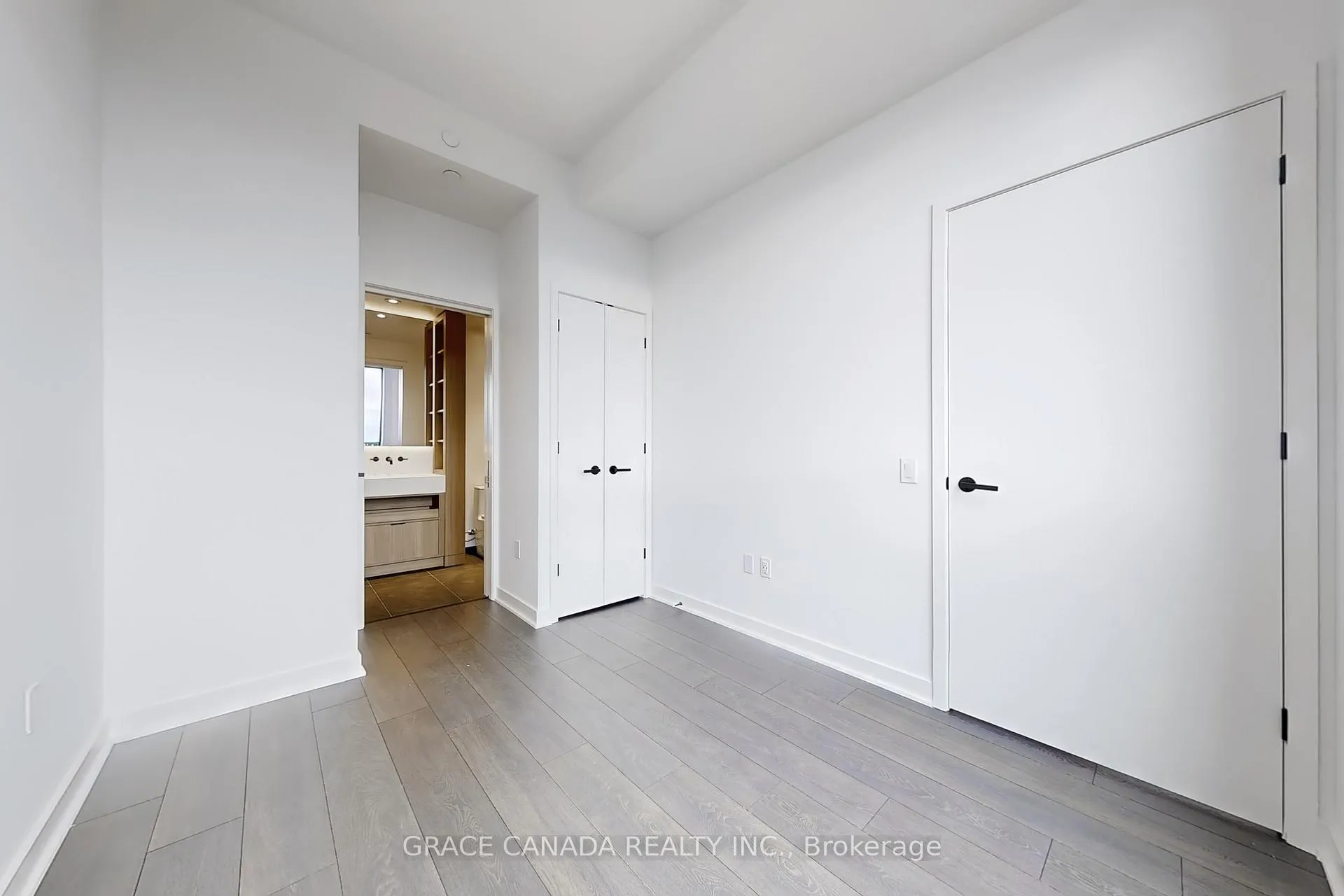 Photo 19 of Unit 5004, 55 Charles Street E, Toronto, Church-Yonge Corridor — HOMEH