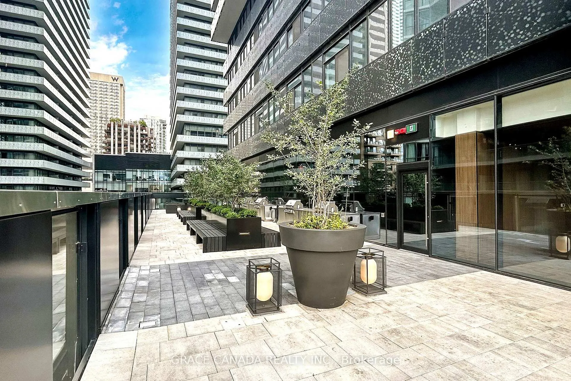Photo 46 of Unit 5004, 55 Charles Street E, Toronto, Church-Yonge Corridor — HOMEH