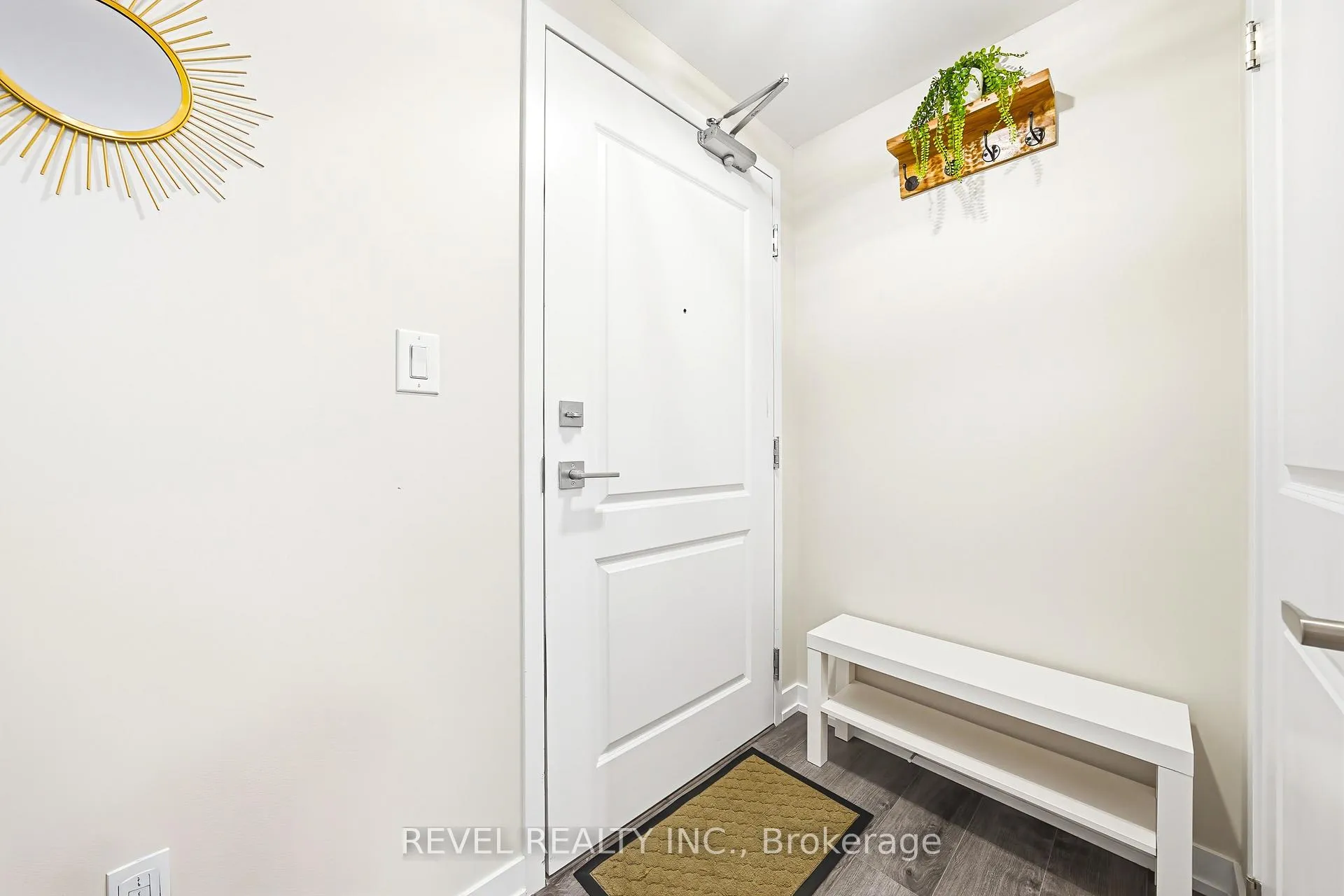 Photo 3 of Unit 613, 470 Dundas Street E, Hamilton, Waterdown — HOMEH