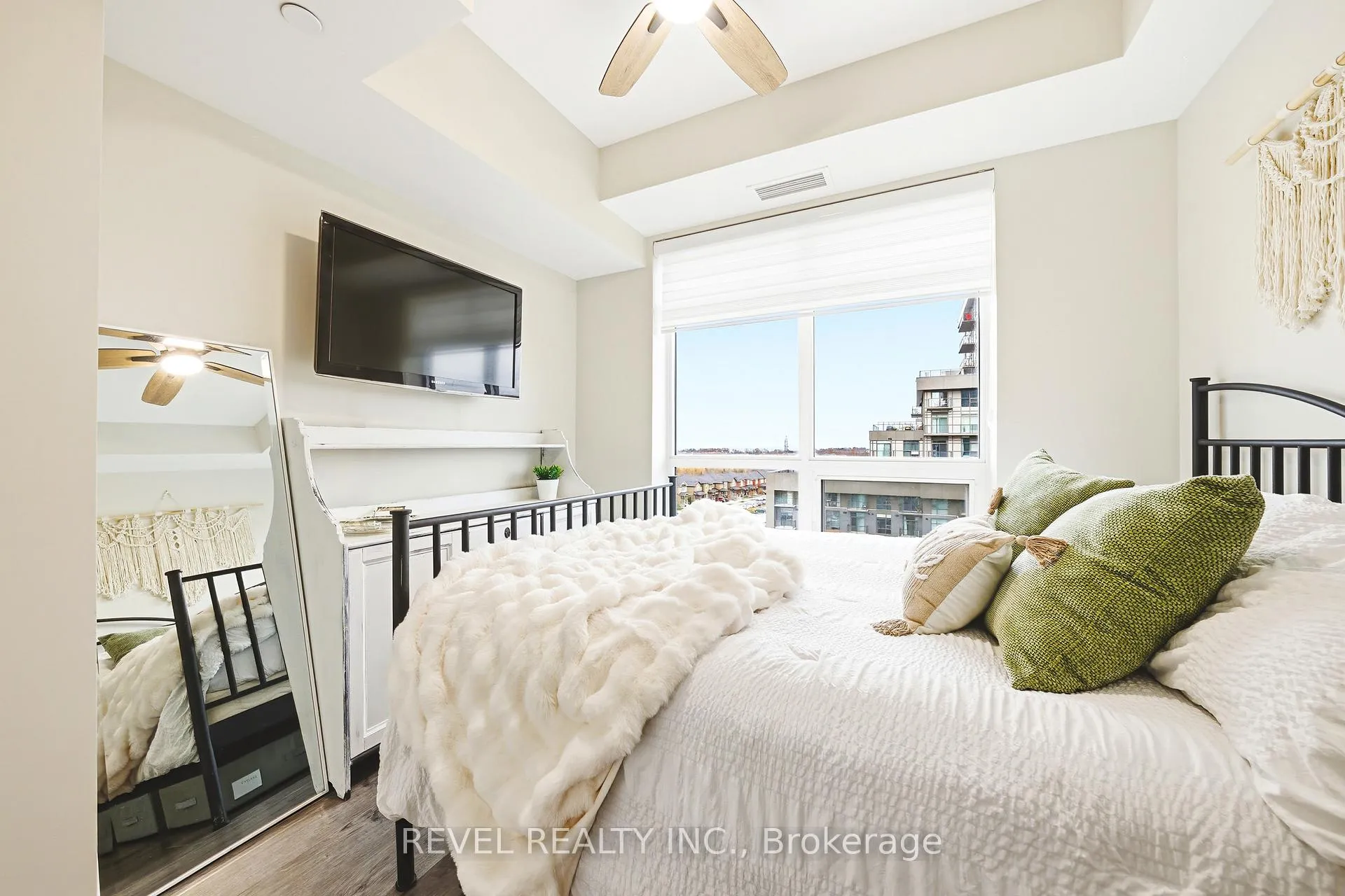 Photo 16 of Unit 613, 470 Dundas Street E, Hamilton, Waterdown — HOMEH