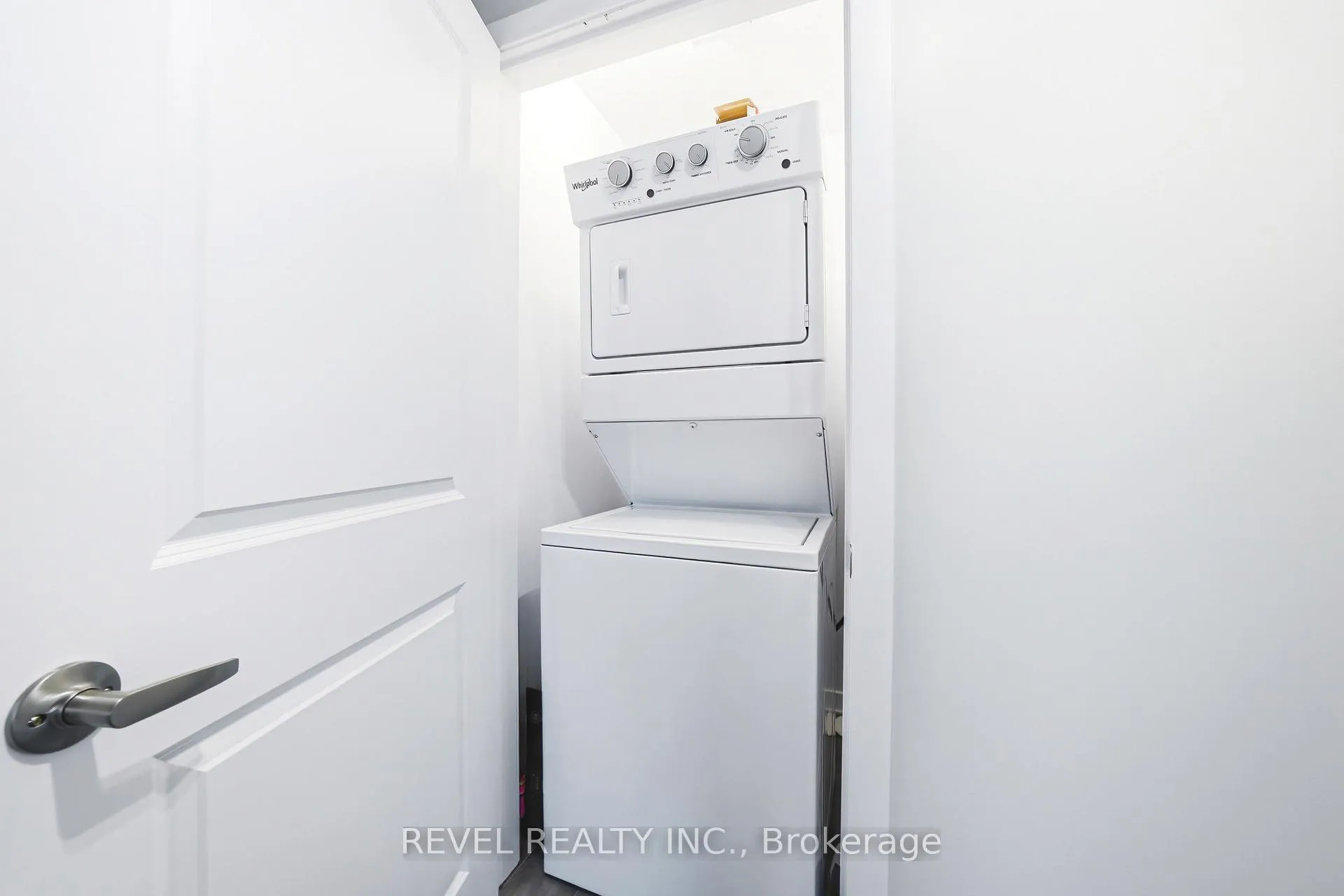 Photo 21 of Unit 613, 470 Dundas Street E, Hamilton, Waterdown — HOMEH
