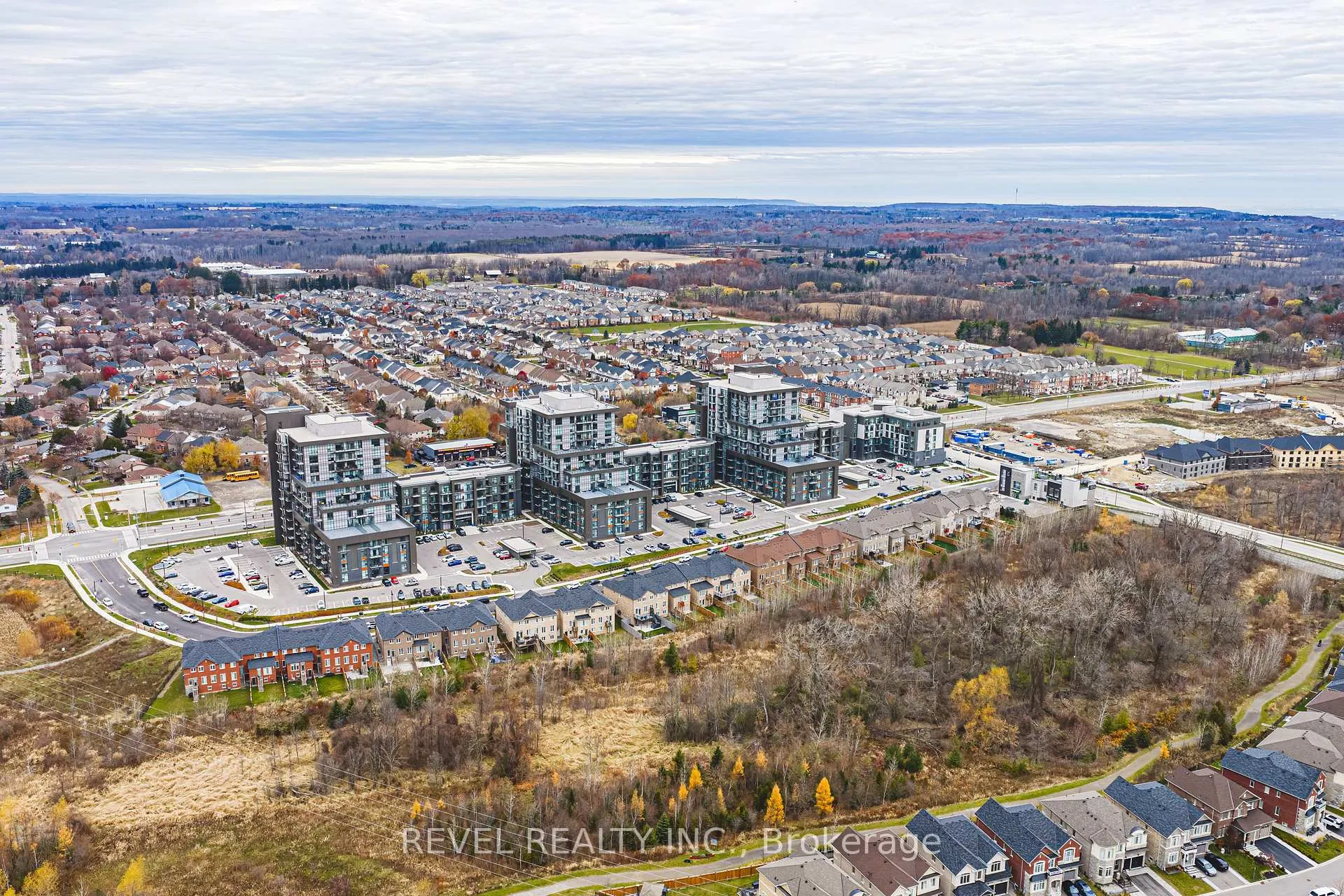 Photo 33 of Unit 613, 470 Dundas Street E, Hamilton, Waterdown — HOMEH