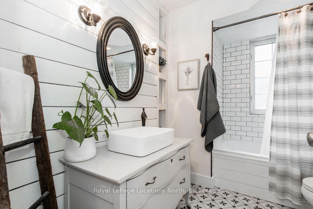 Photo 25 of 221 Jane Street, Clearview, Stayner — HOMEH