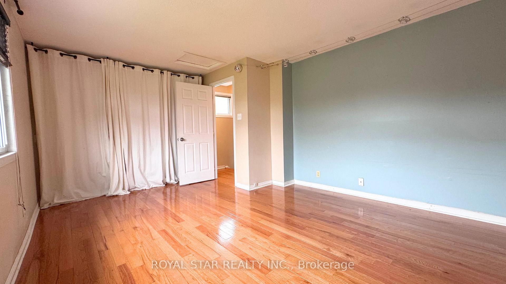 Photo 10 of 7 Tedwyn Drive, Ottawa, Barrhaven - Pheasant Run — HOMEH