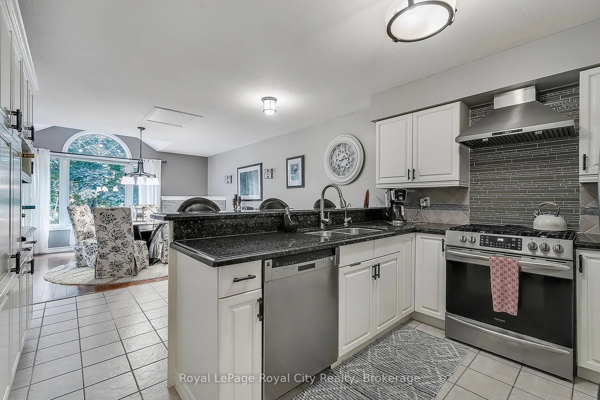 Photo 11 of Unit 34, 1550 Gordon Street, Guelph, Pineridge/Westminster Woods — HOMEH
