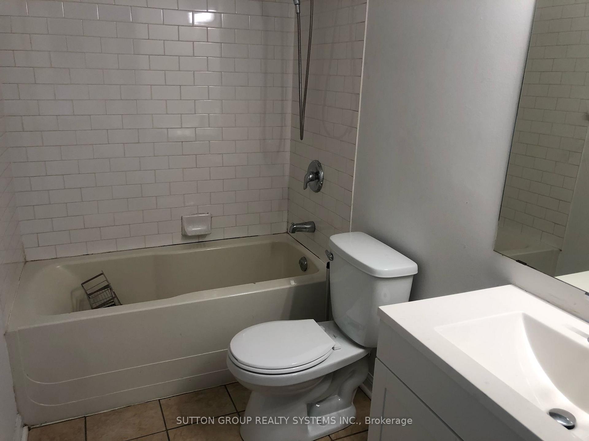 Photo 10 of Unit 912, 1600 Keele Street, Toronto, Keelesdale-Eglinton West — HOMEH