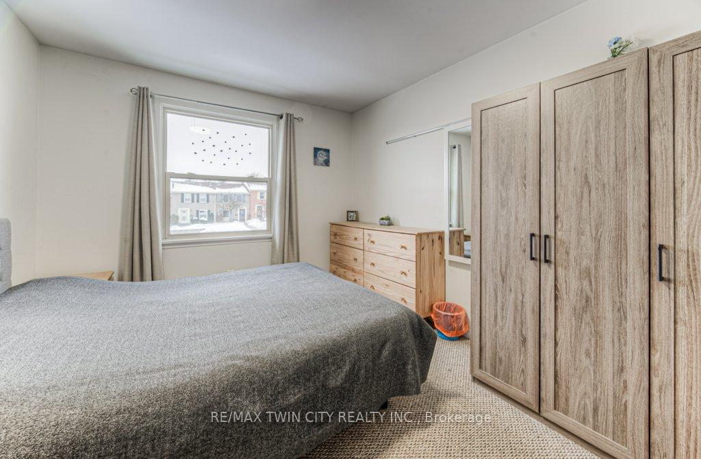 Photo 10 of Unit 7, 52 Montcalm Drive, Kitchener — HOMEH