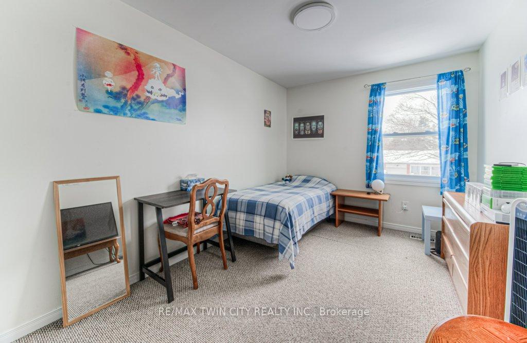 Photo 11 of Unit 7, 52 Montcalm Drive, Kitchener — HOMEH