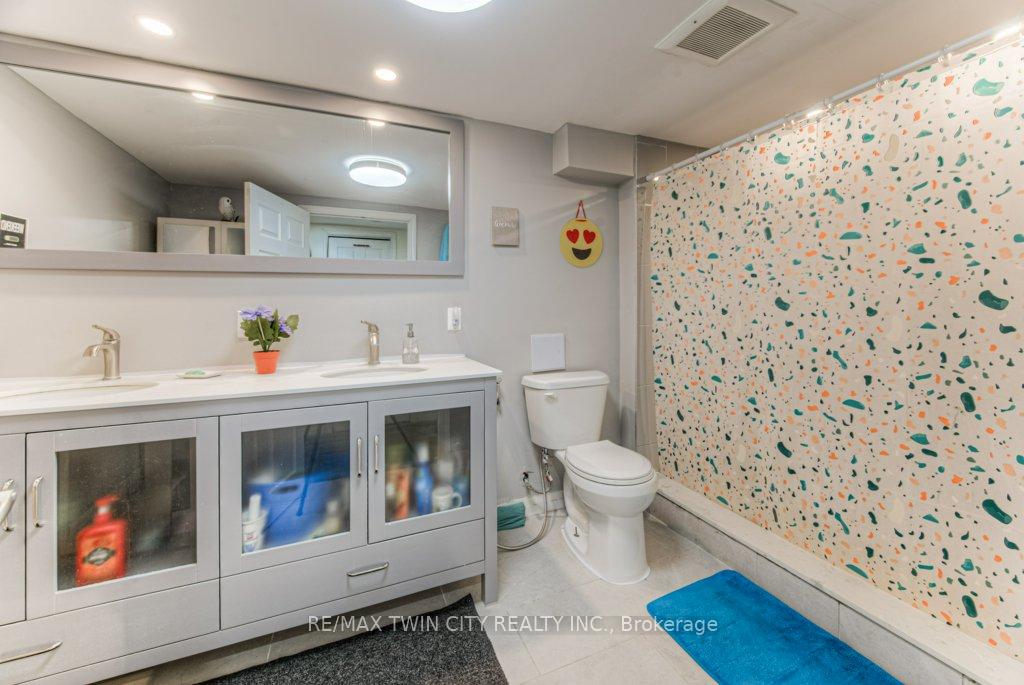Photo 15 of Unit 7, 52 Montcalm Drive, Kitchener — HOMEH