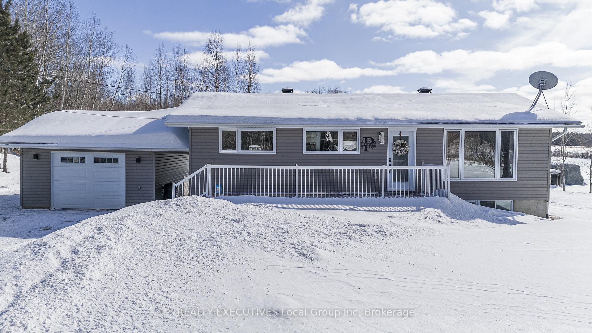 Photo 1 of 843 River Road, Chisholm — HOMEH