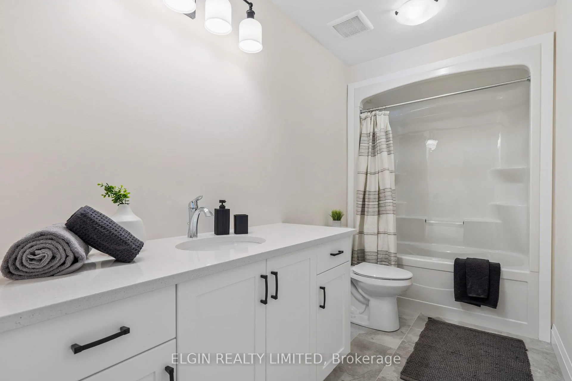 Photo 30 of 27-49 Royal Dornoch Drive, St. Thomas — HOMEH