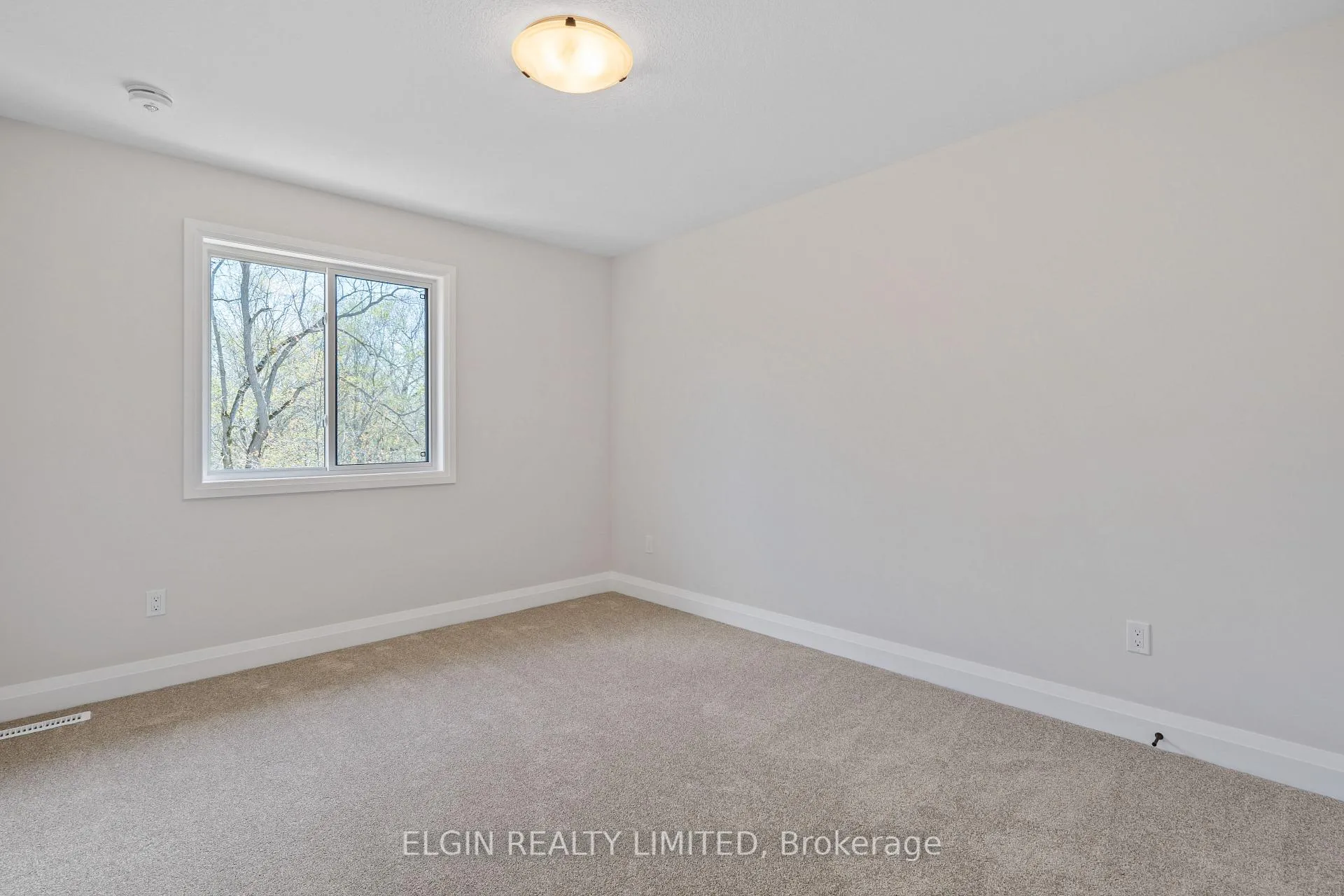 Photo 33 of 27-49 Royal Dornoch Drive, St. Thomas — HOMEH