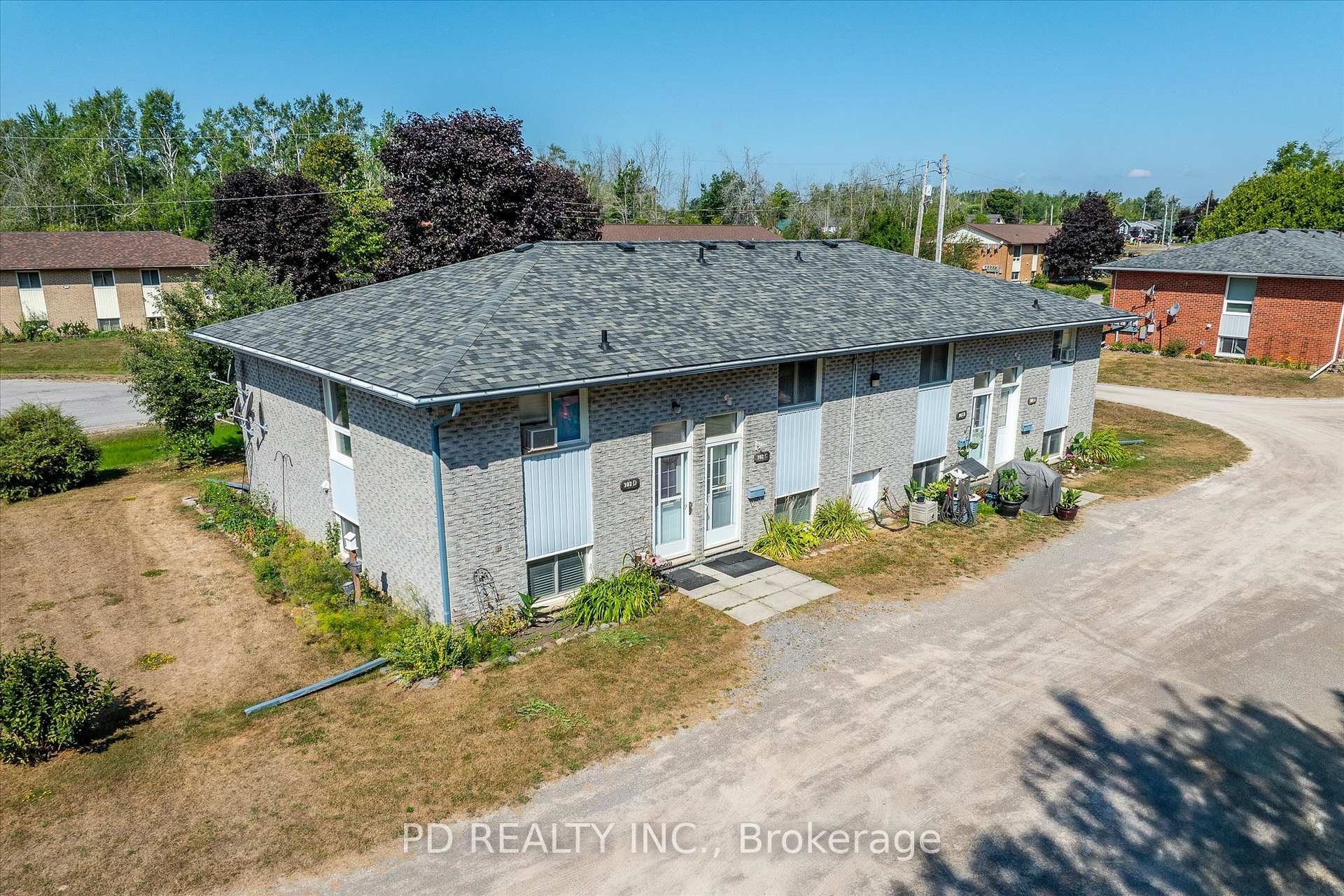 Photo 3 of Unit C, 102 Rita Crescent, Kawartha Lakes, Omemee — HOMEH