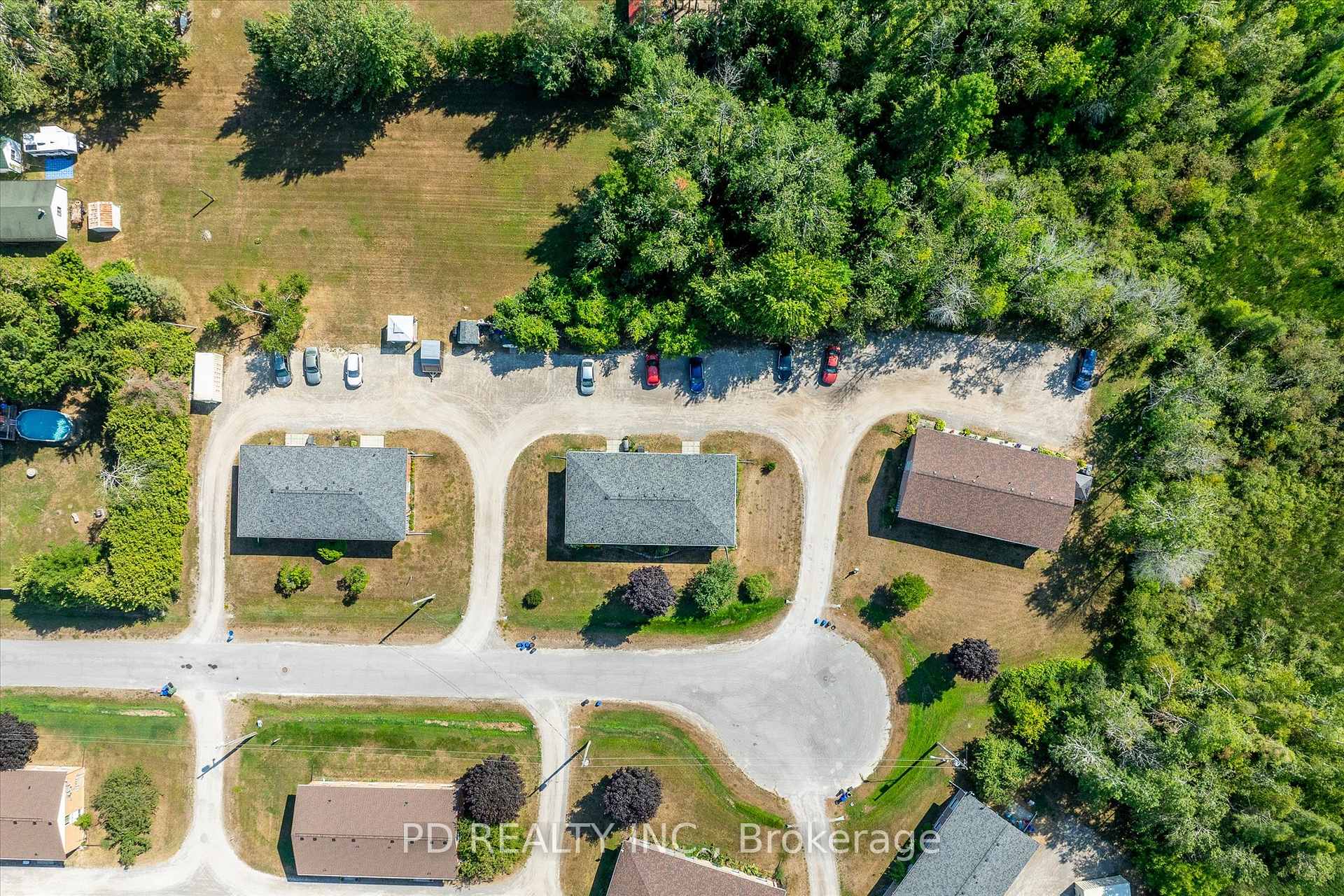 Photo 7 of Unit C, 102 Rita Crescent, Kawartha Lakes, Omemee — HOMEH
