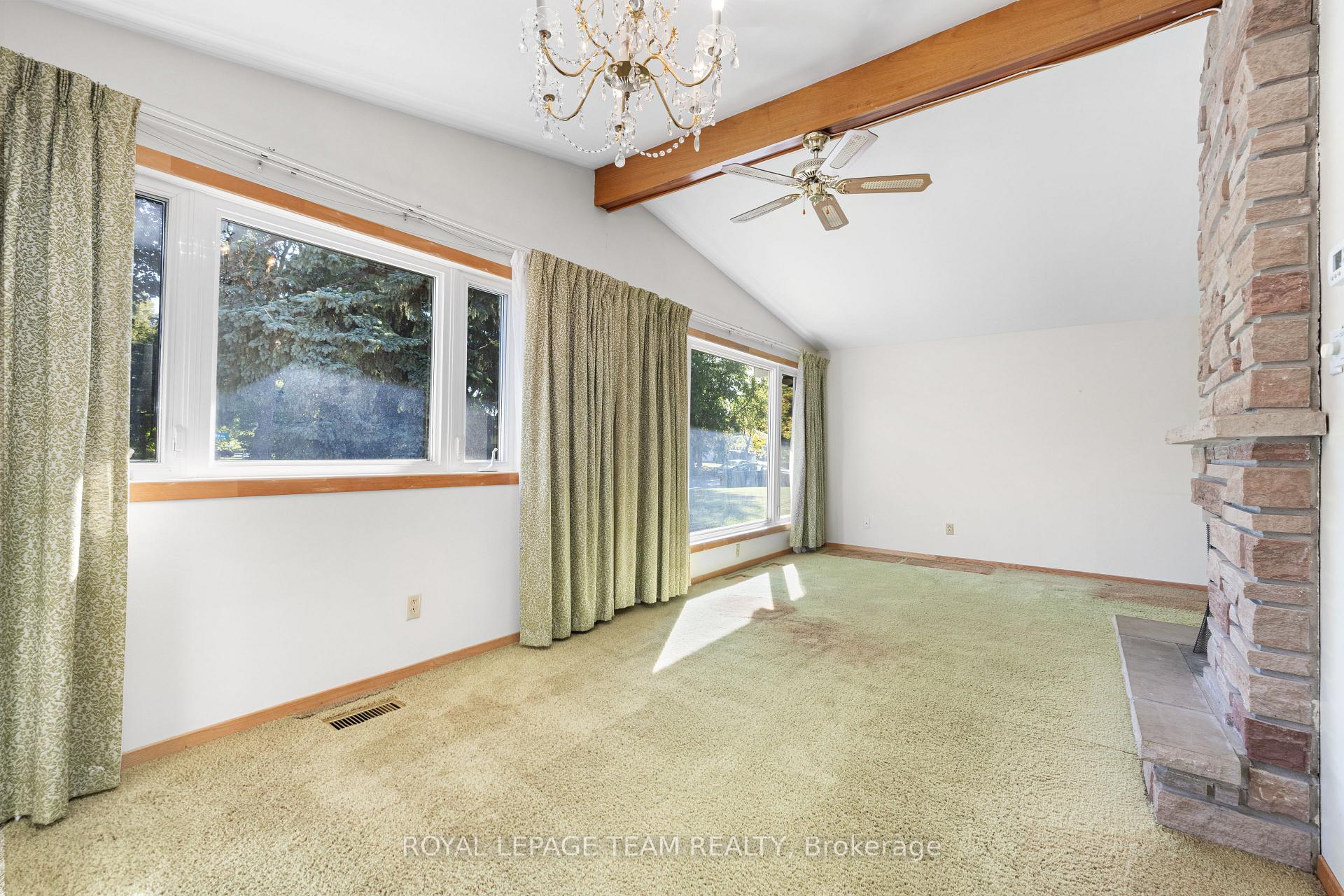 Photo 15 of 660 Sandra Avenue, Ottawa, Elmvale Acres — HOMEH