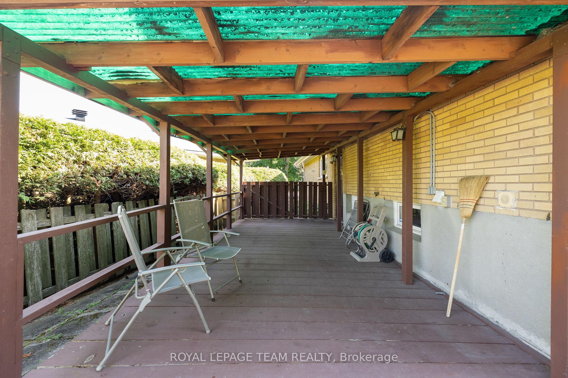 Photo 28 of 660 Sandra Avenue, Ottawa, Elmvale Acres — HOMEH