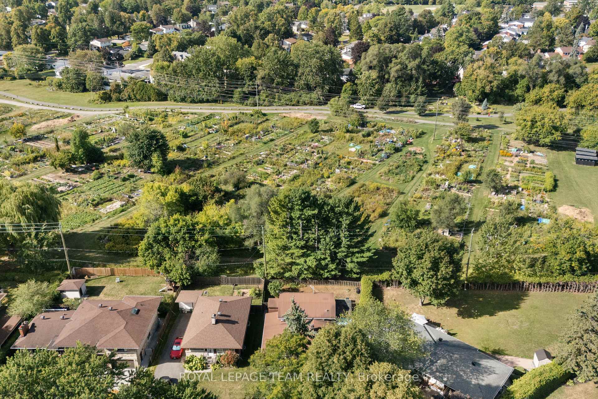 Photo 29 of 660 Sandra Avenue, Ottawa, Elmvale Acres — HOMEH