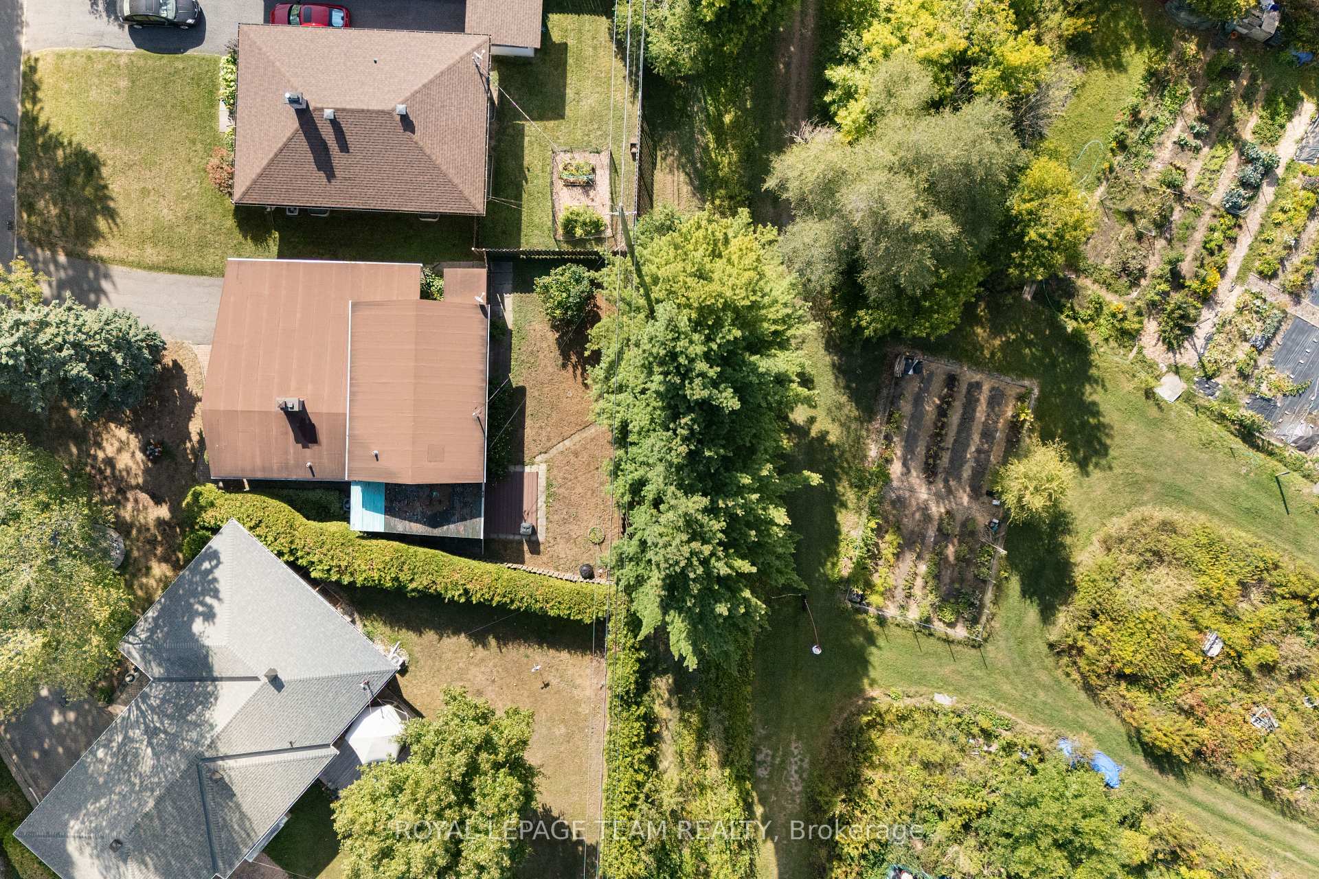 Photo 30 of 660 Sandra Avenue, Ottawa, Elmvale Acres — HOMEH