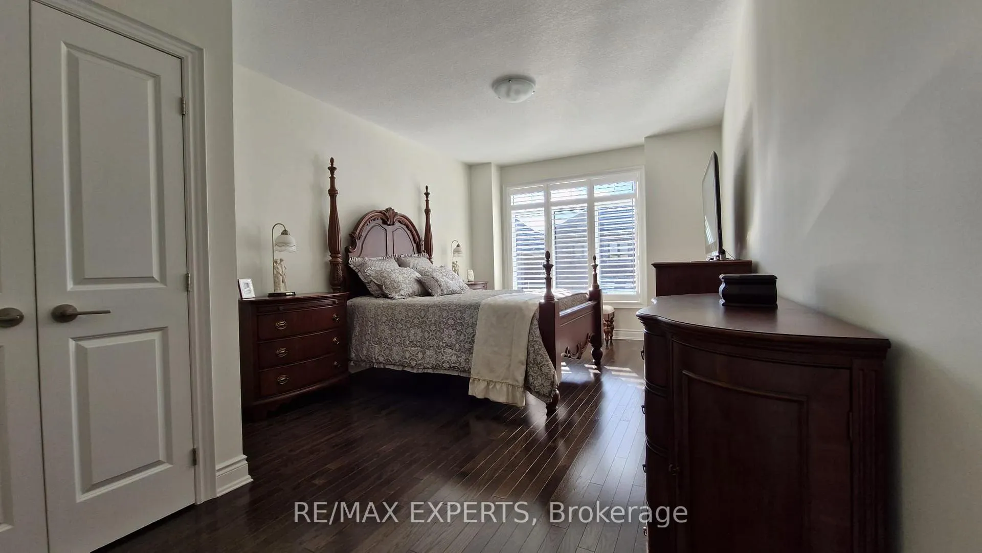 Photo 15 of Unit 32, 68 Summerhill Drive, New Tecumseth, Alliston — HOMEH