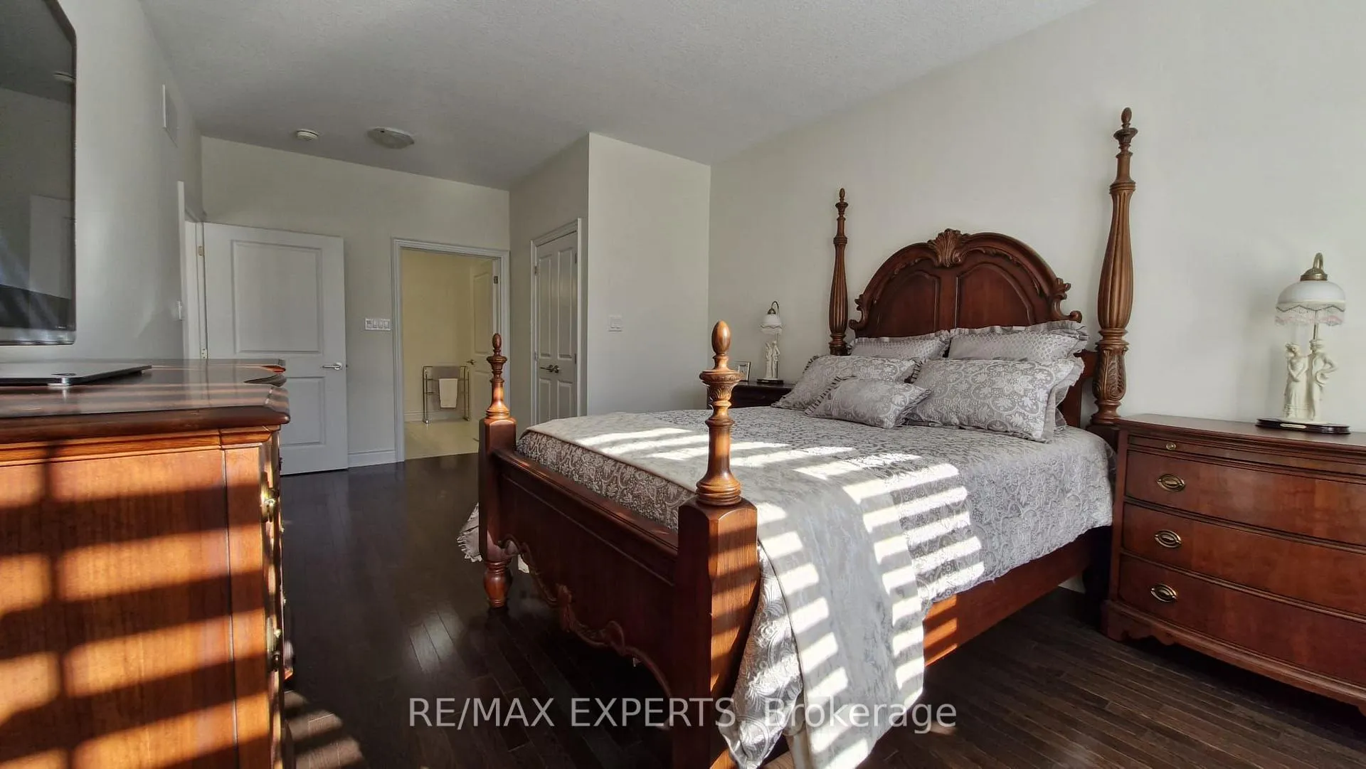 Photo 16 of Unit 32, 68 Summerhill Drive, New Tecumseth, Alliston — HOMEH