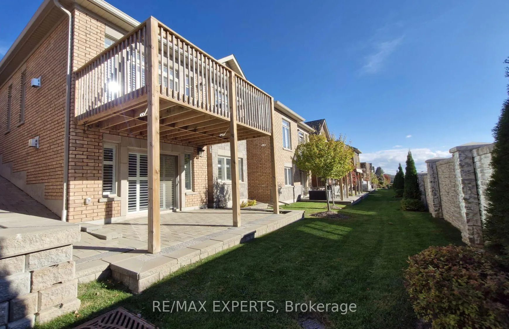 Photo 36 of Unit 32, 68 Summerhill Drive, New Tecumseth, Alliston — HOMEH