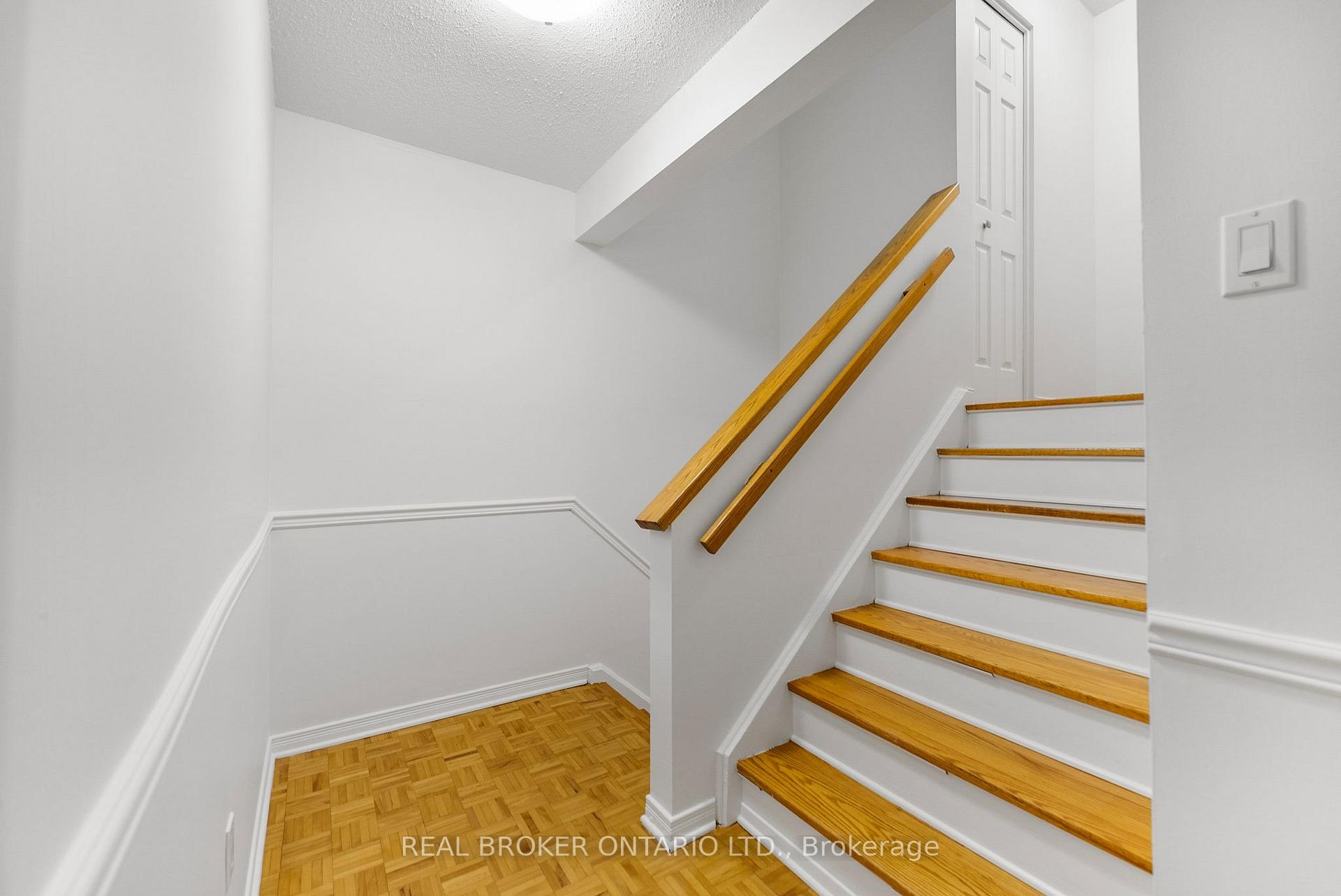 Photo 16 of 83 E Glen Park Drive, Ottawa, Blackburn Hamlet (South) — HOMEH