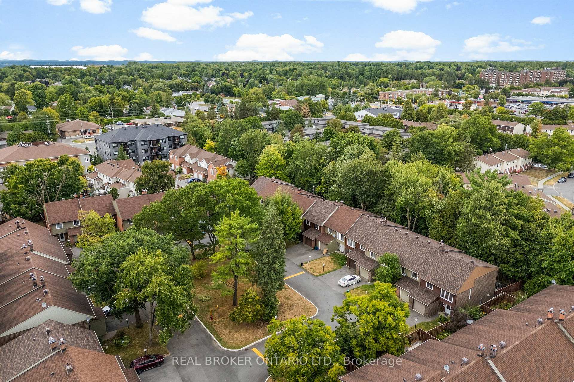 Photo 36 of 83 E Glen Park Drive, Ottawa, Blackburn Hamlet (South) — HOMEH