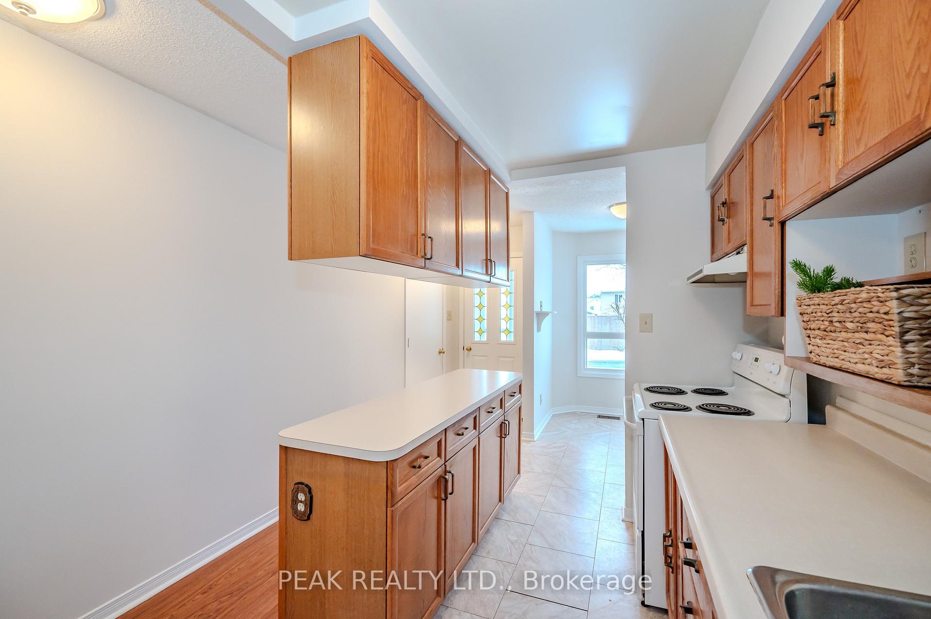 Photo 29 of Unit 3, 180 Highland Crescent, Kitchener — HOMEH