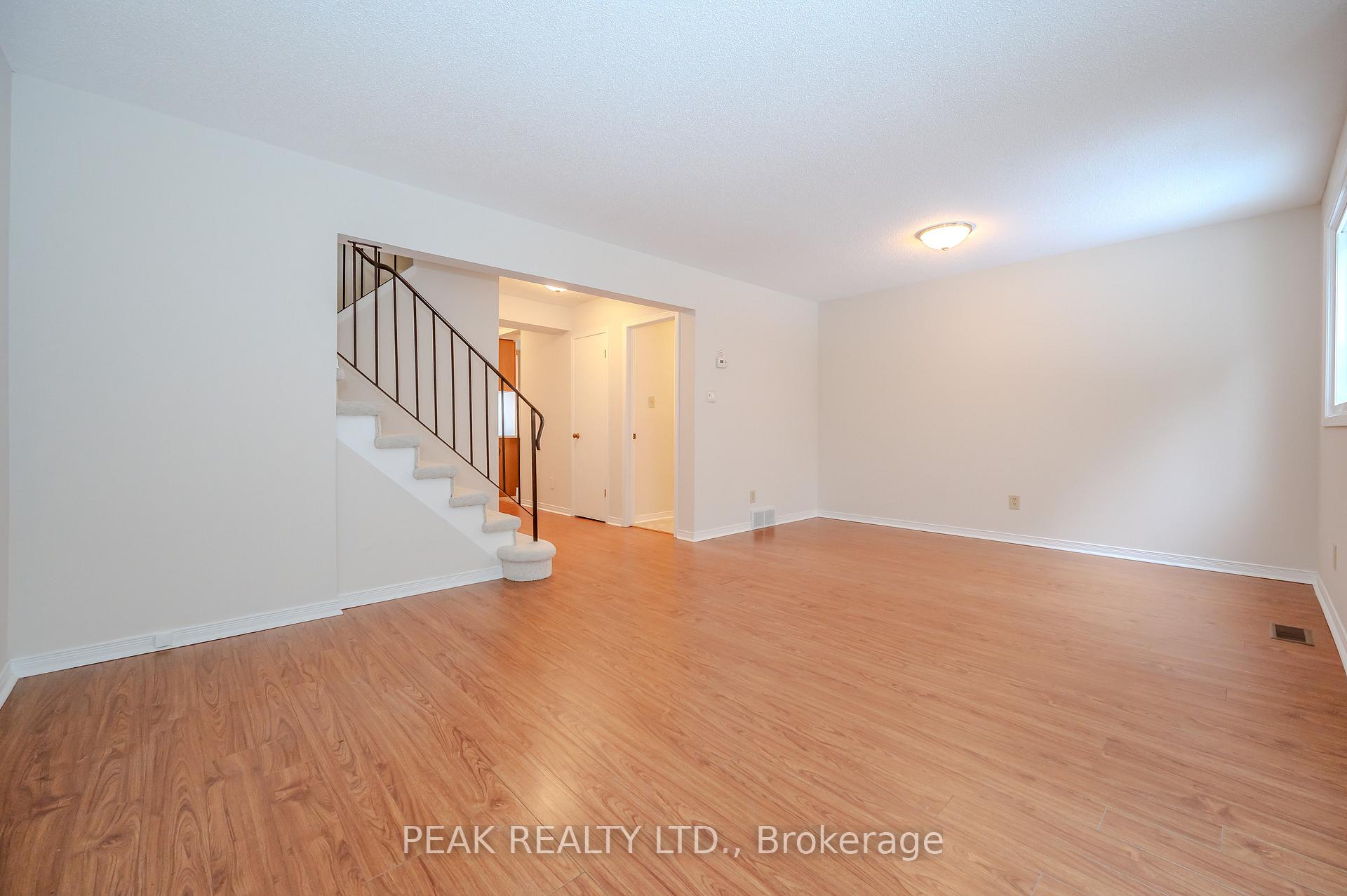 Photo 34 of Unit 3, 180 Highland Crescent, Kitchener — HOMEH