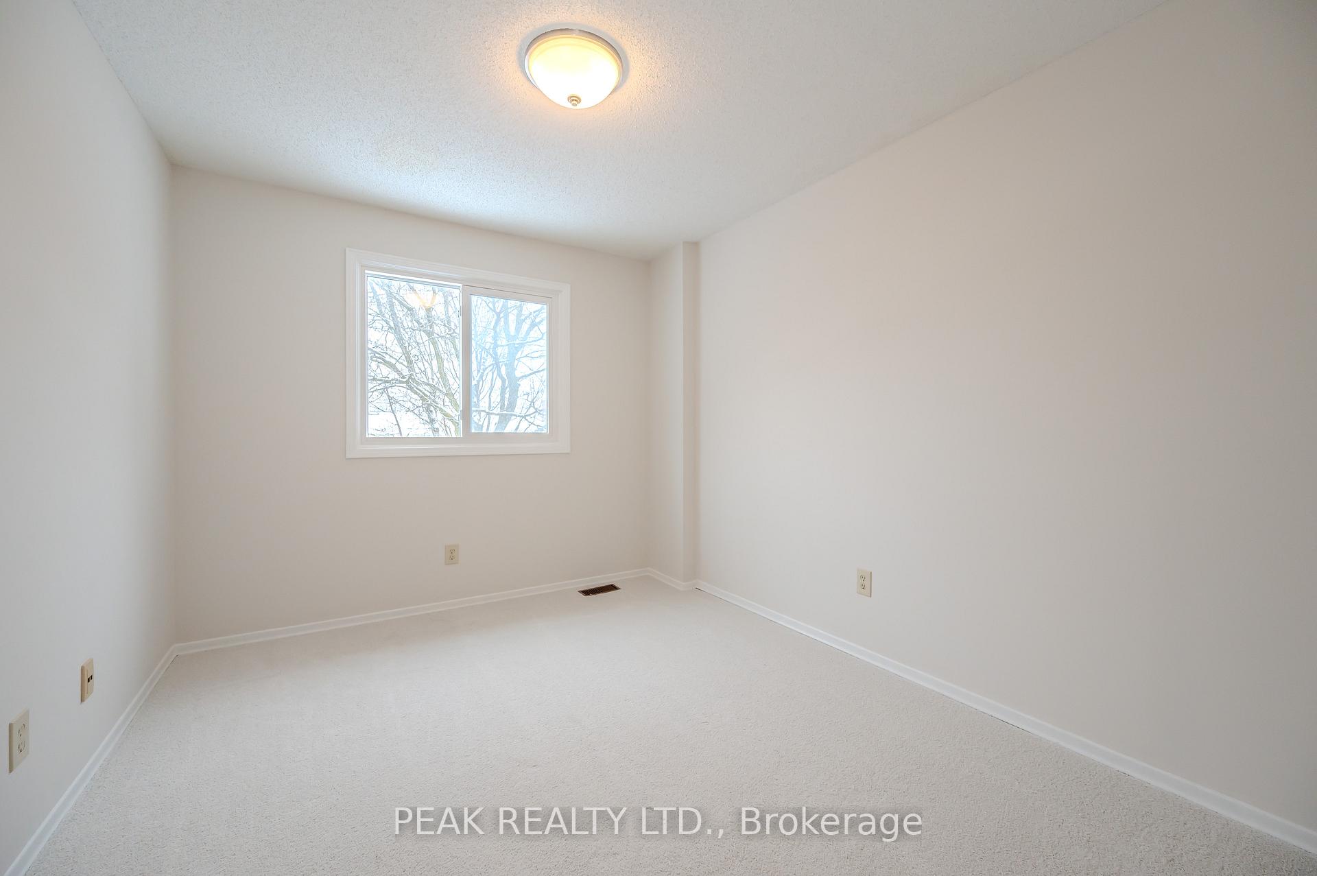 Photo 41 of Unit 3, 180 Highland Crescent, Kitchener — HOMEH