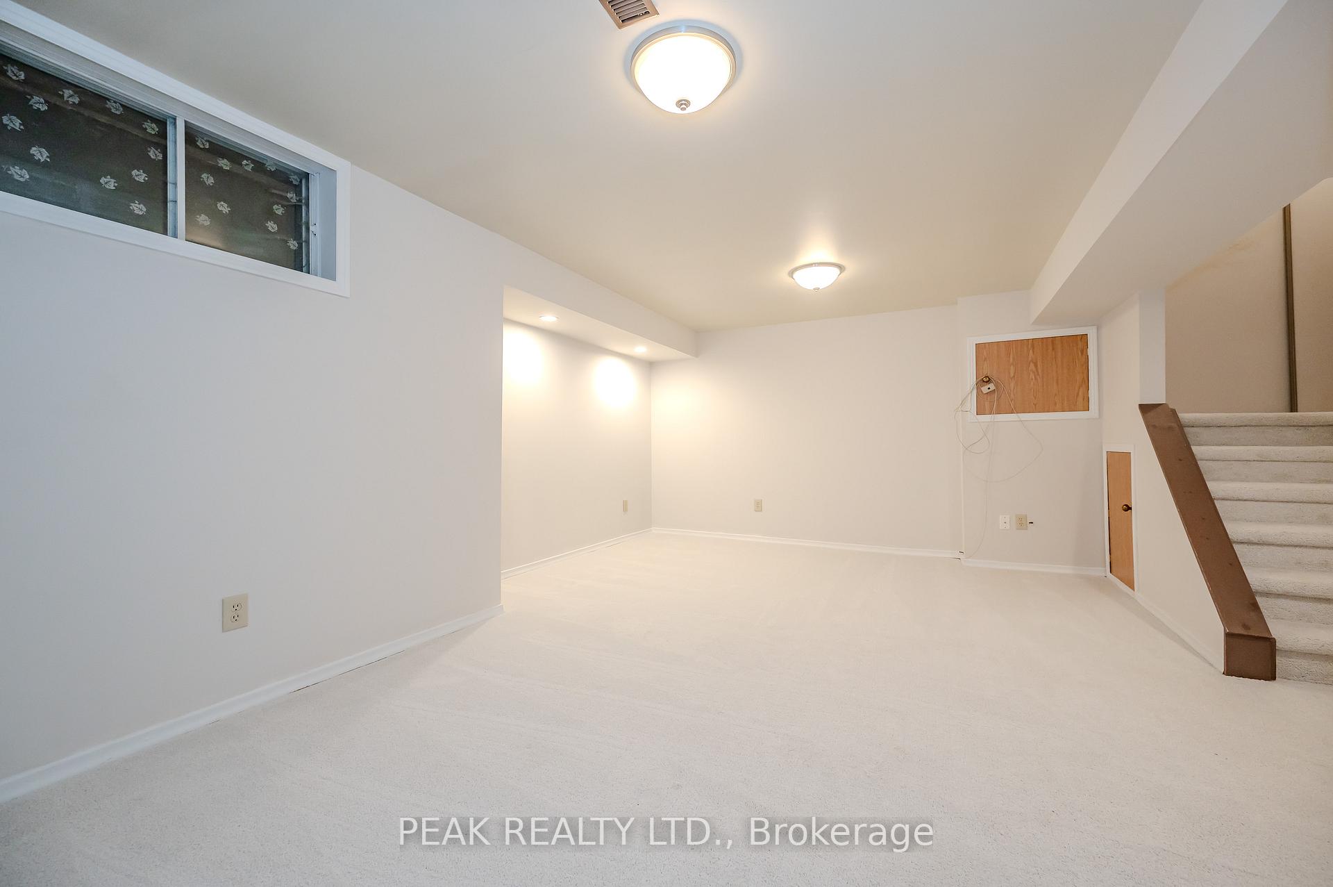 Photo 52 of Unit 3, 180 Highland Crescent, Kitchener — HOMEH