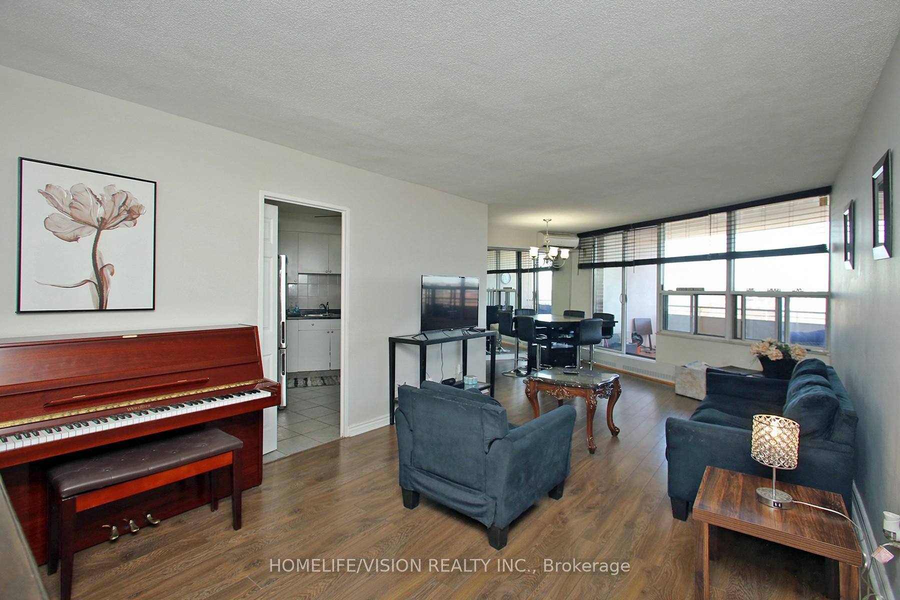 Photo 7 of Unit 1701, 60 Pavane Linkway, Toronto, Flemingdon Park — HOMEH