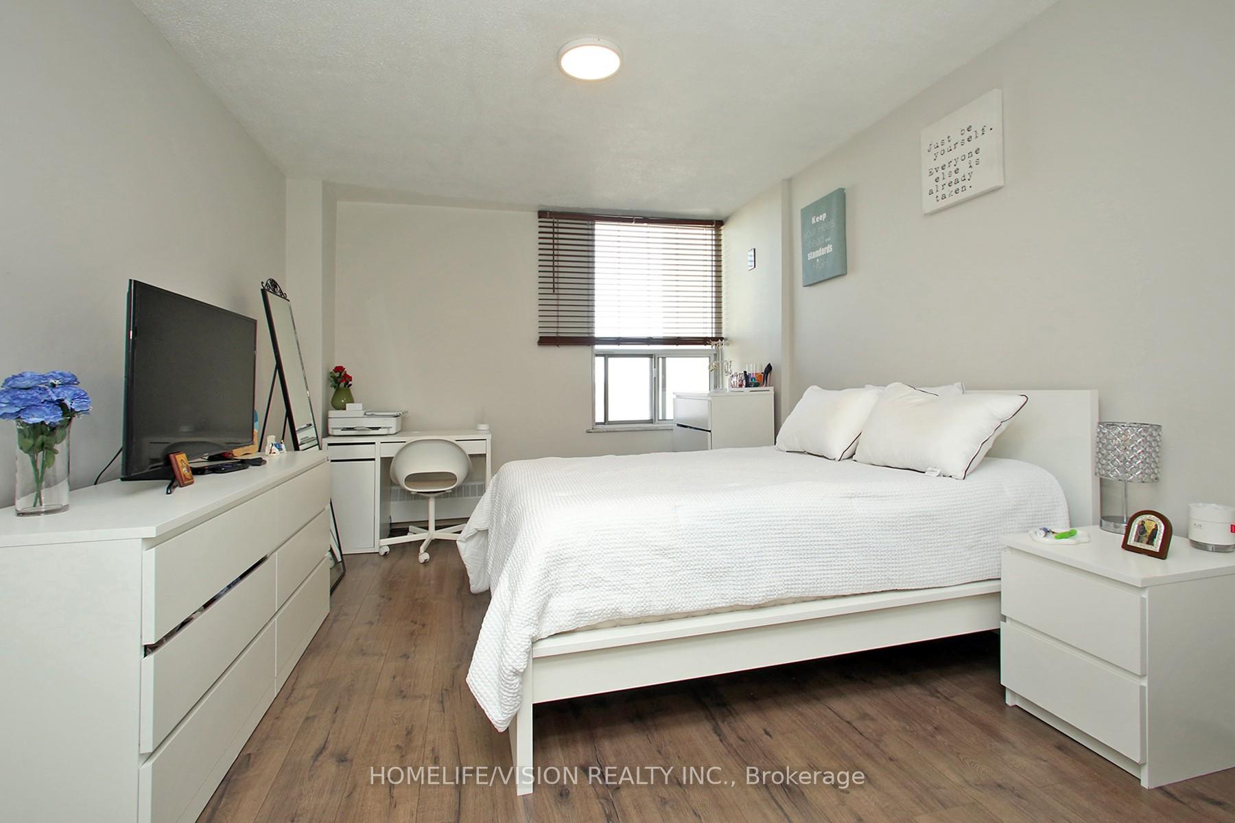 Photo 16 of Unit 1701, 60 Pavane Linkway, Toronto, Flemingdon Park — HOMEH