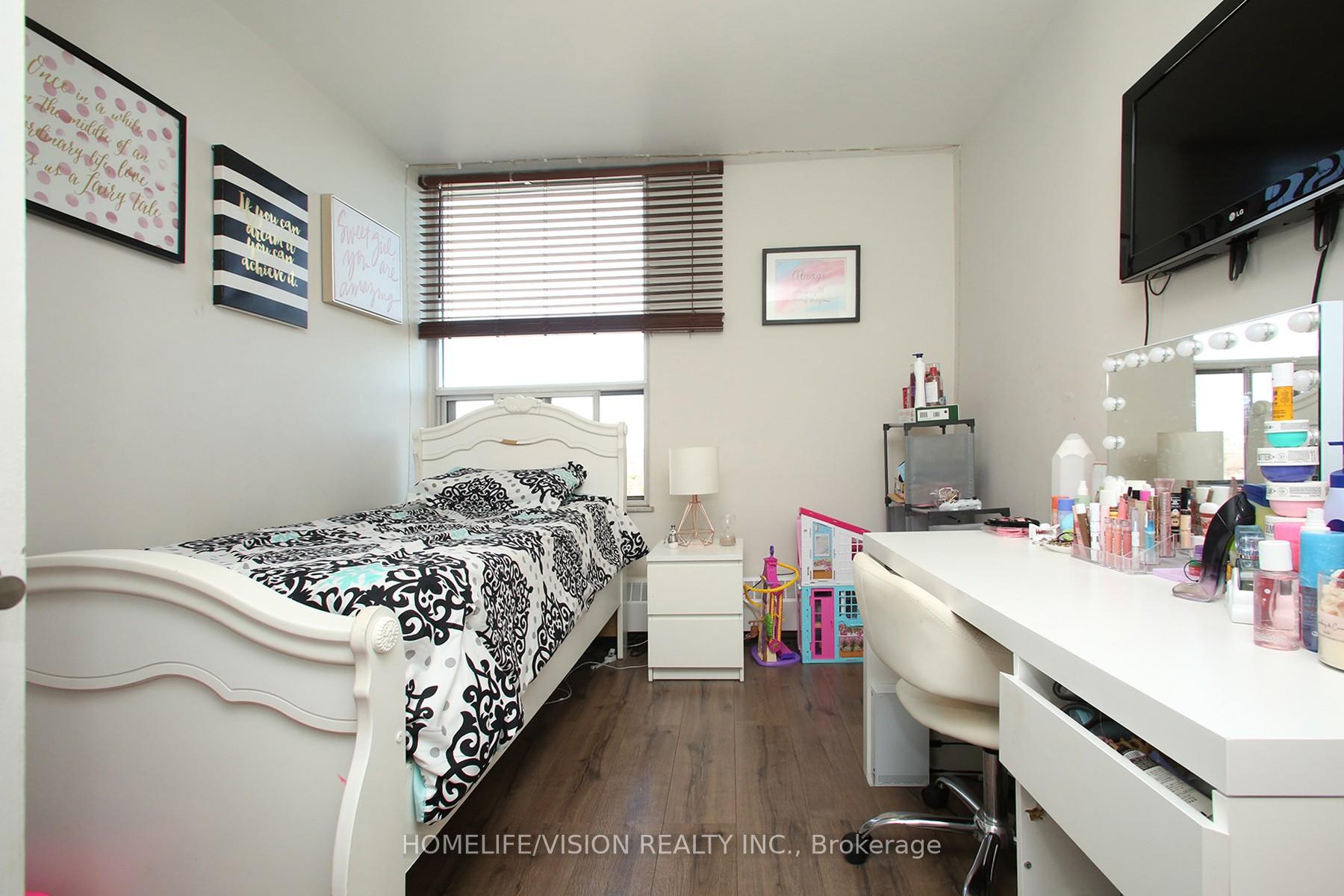 Photo 17 of Unit 1701, 60 Pavane Linkway, Toronto, Flemingdon Park — HOMEH