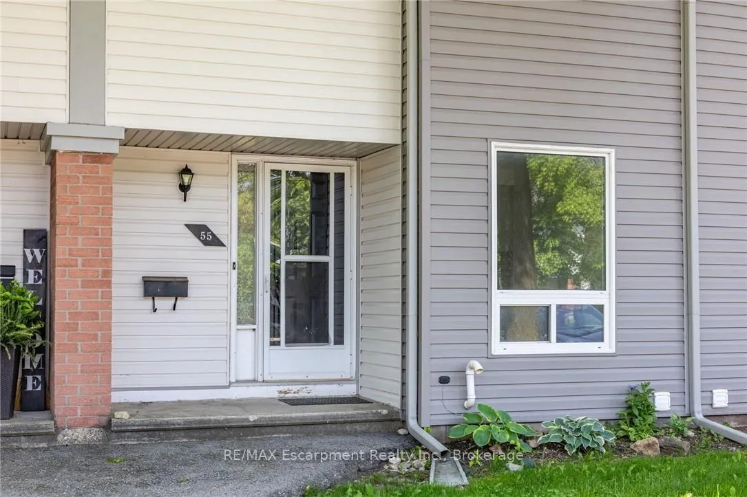 Photo 3 of Unit 55, 40 Imperial Road N, Guelph, Willow West/Sugarbush/West Acres — HOMEH