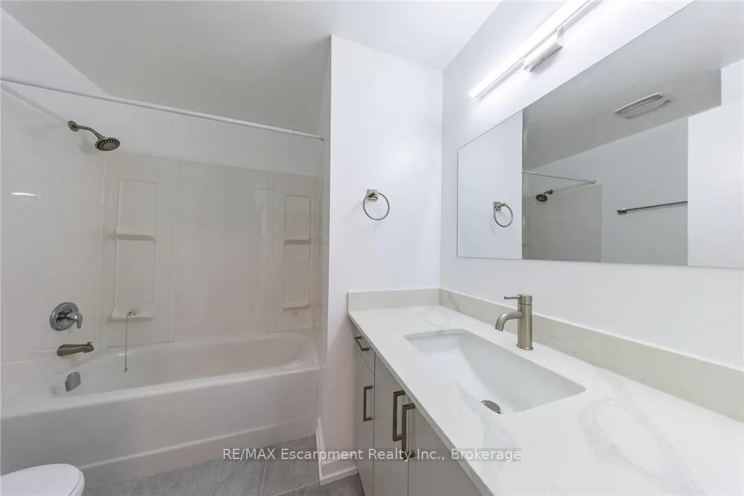 Photo 22 of Unit 55, 40 Imperial Road N, Guelph, Willow West/Sugarbush/West Acres — HOMEH