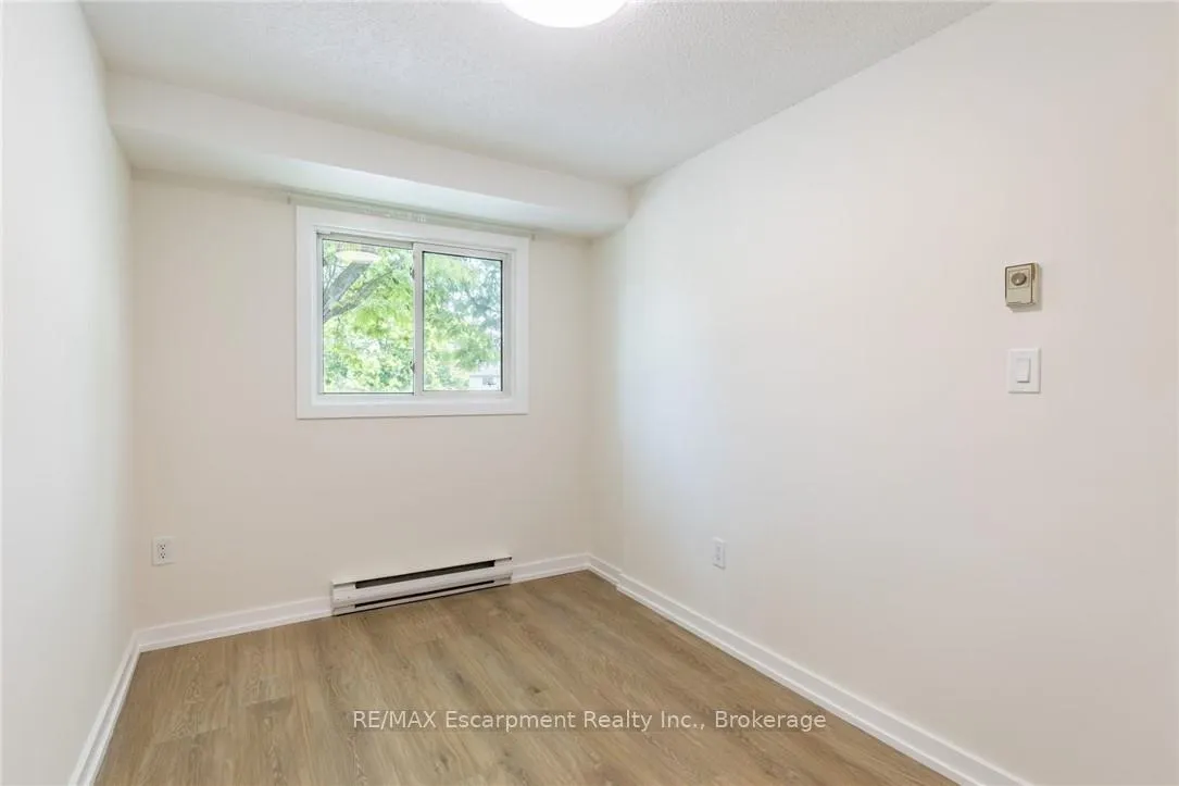 Photo 24 of Unit 55, 40 Imperial Road N, Guelph, Willow West/Sugarbush/West Acres — HOMEH