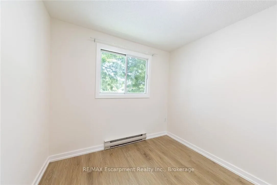 Photo 28 of Unit 55, 40 Imperial Road N, Guelph, Willow West/Sugarbush/West Acres — HOMEH