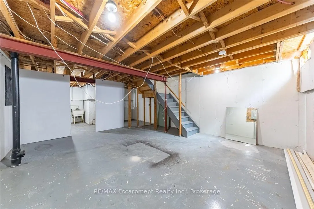 Photo 30 of Unit 55, 40 Imperial Road N, Guelph, Willow West/Sugarbush/West Acres — HOMEH