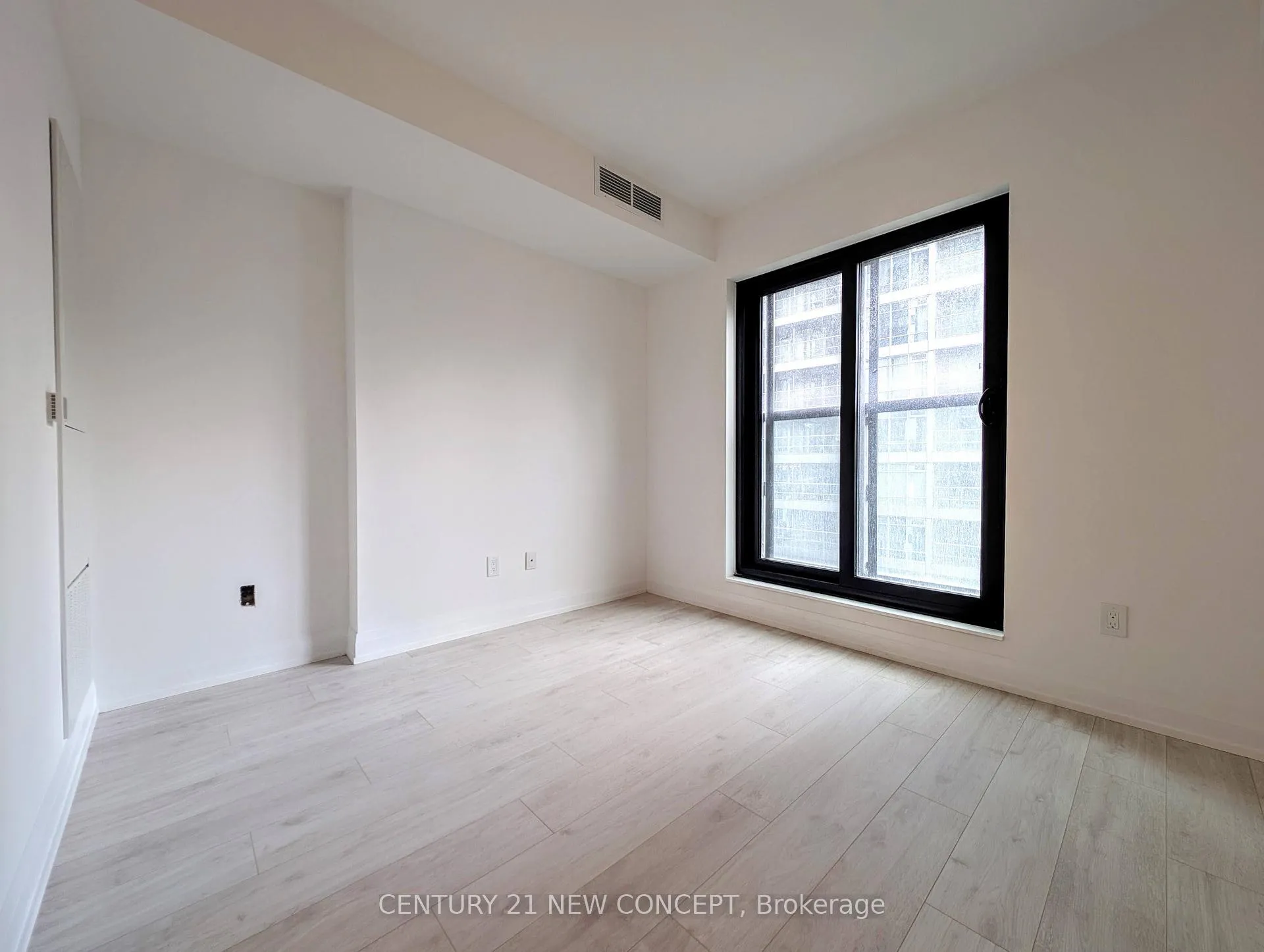 Photo 2 of Unit 2701, 20 Soudan Avenue, Toronto, Mount Pleasant West — HOMEH