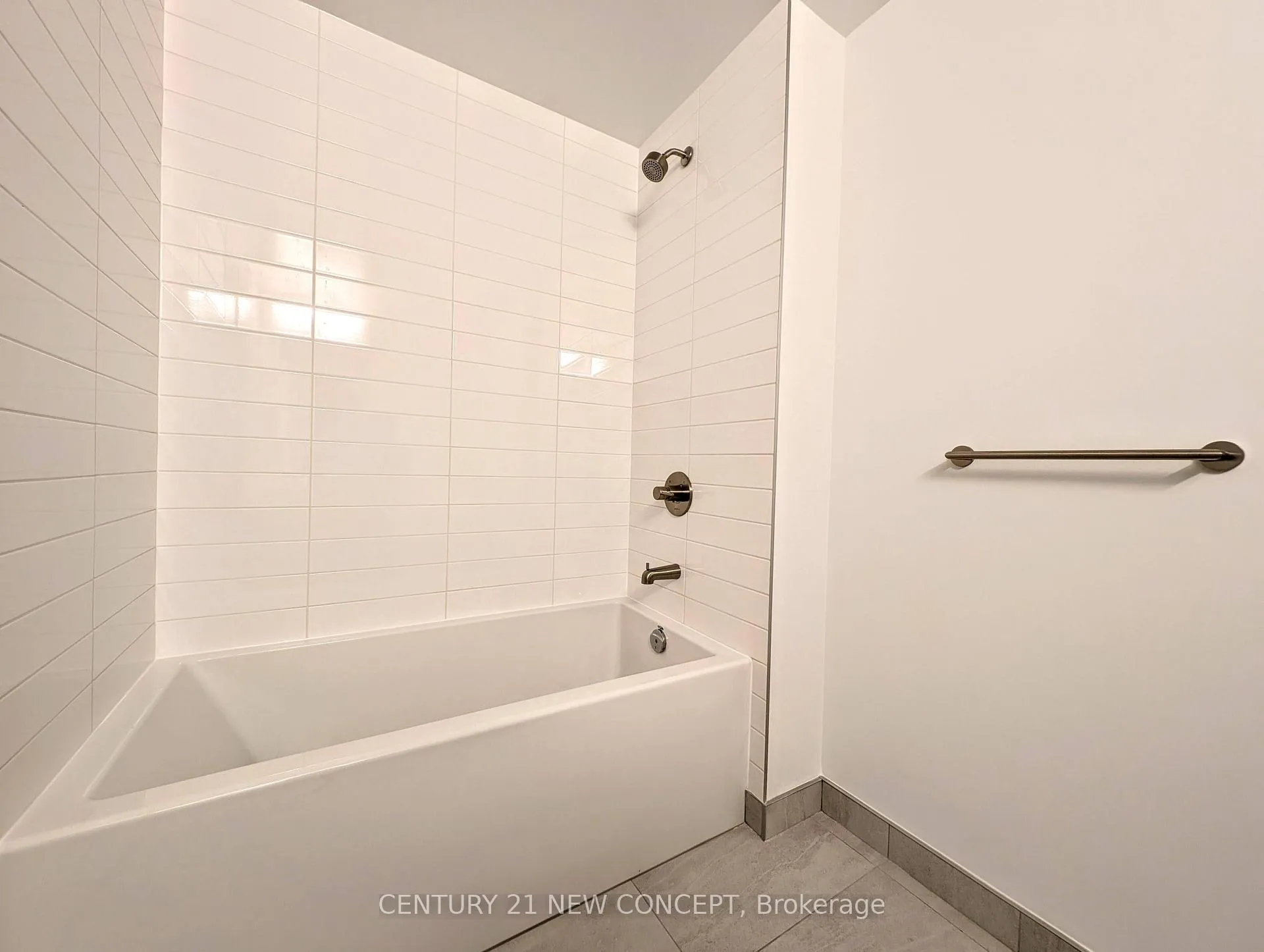 Photo 5 of Unit 2701, 20 Soudan Avenue, Toronto, Mount Pleasant West — HOMEH