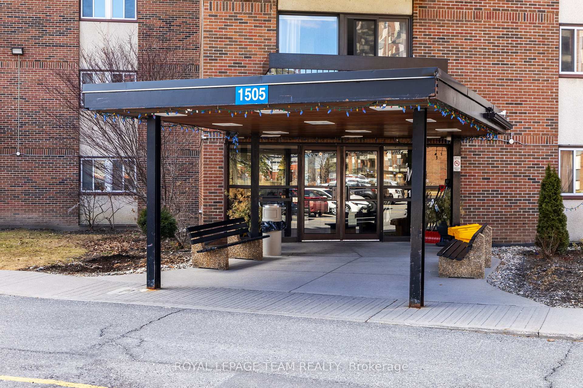 Photo 2 of Unit 704, 1505 Baseline Road, Ottawa, Copeland Park — HOMEH