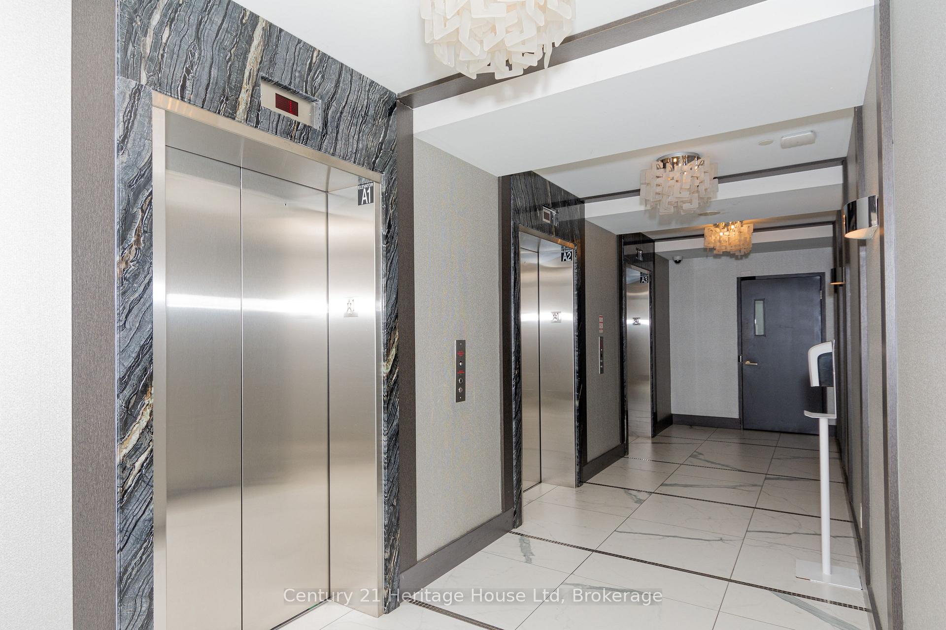 Photo 5 of Unit 2304, 3600 Highway 7, Vaughan, Vaughan Corporate Centre — HOMEH