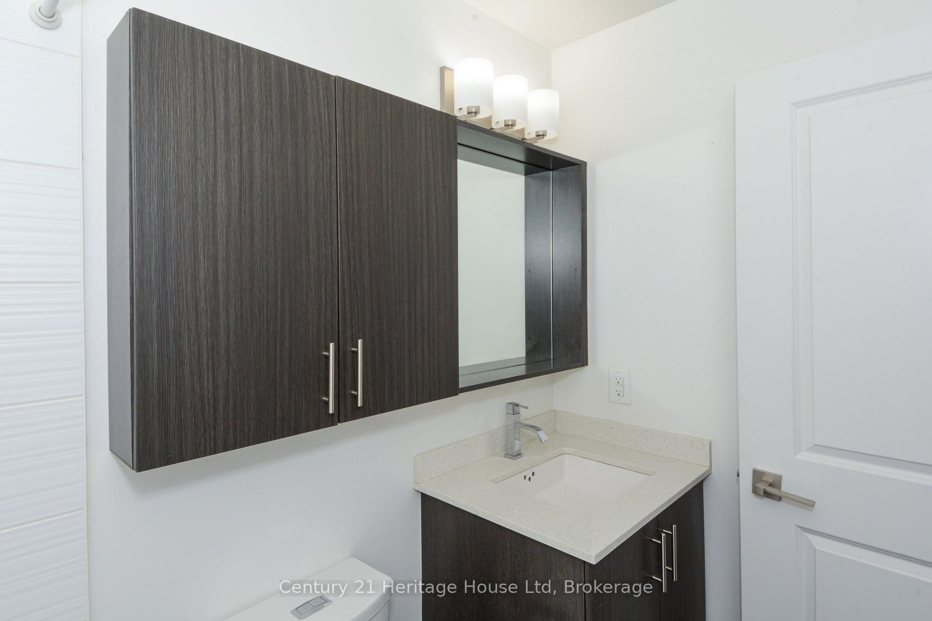 Photo 15 of Unit 2304, 3600 Highway 7, Vaughan, Vaughan Corporate Centre — HOMEH