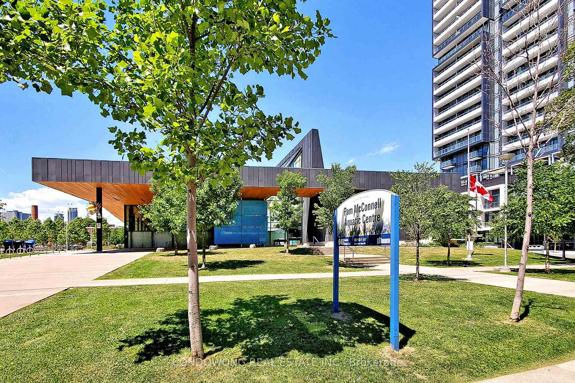 Photo 5 of Unit 415, 170 Sumach Street, Toronto, Regent Park — HOMEH